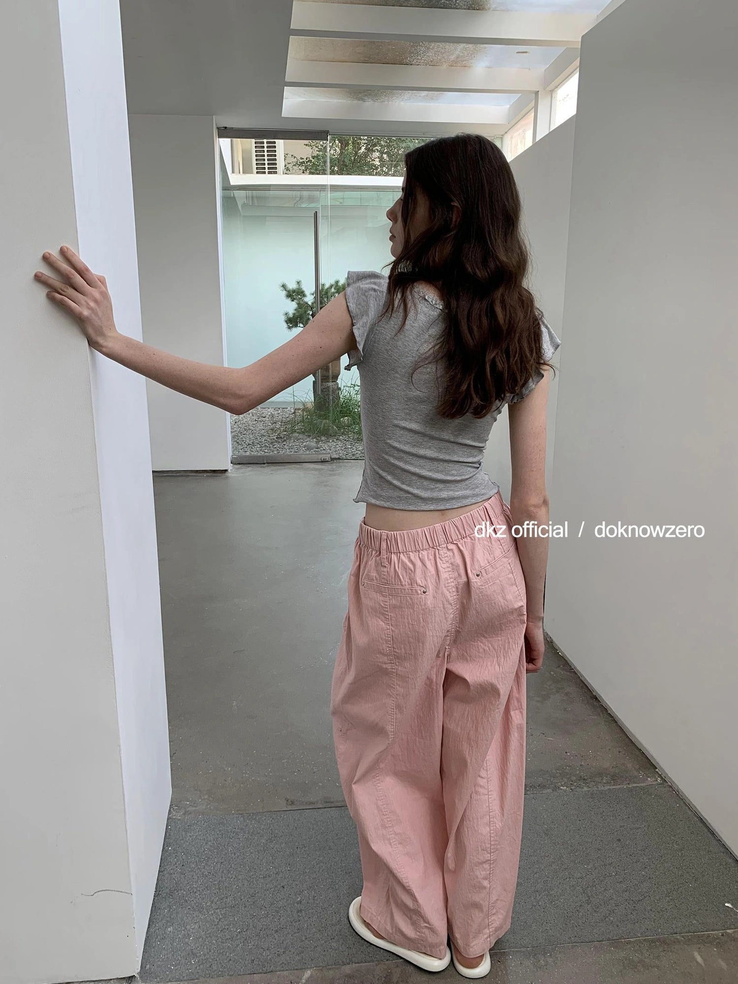 DKZ OFFICIAL Pink Wide Leg Trousers With 3D Tailoring