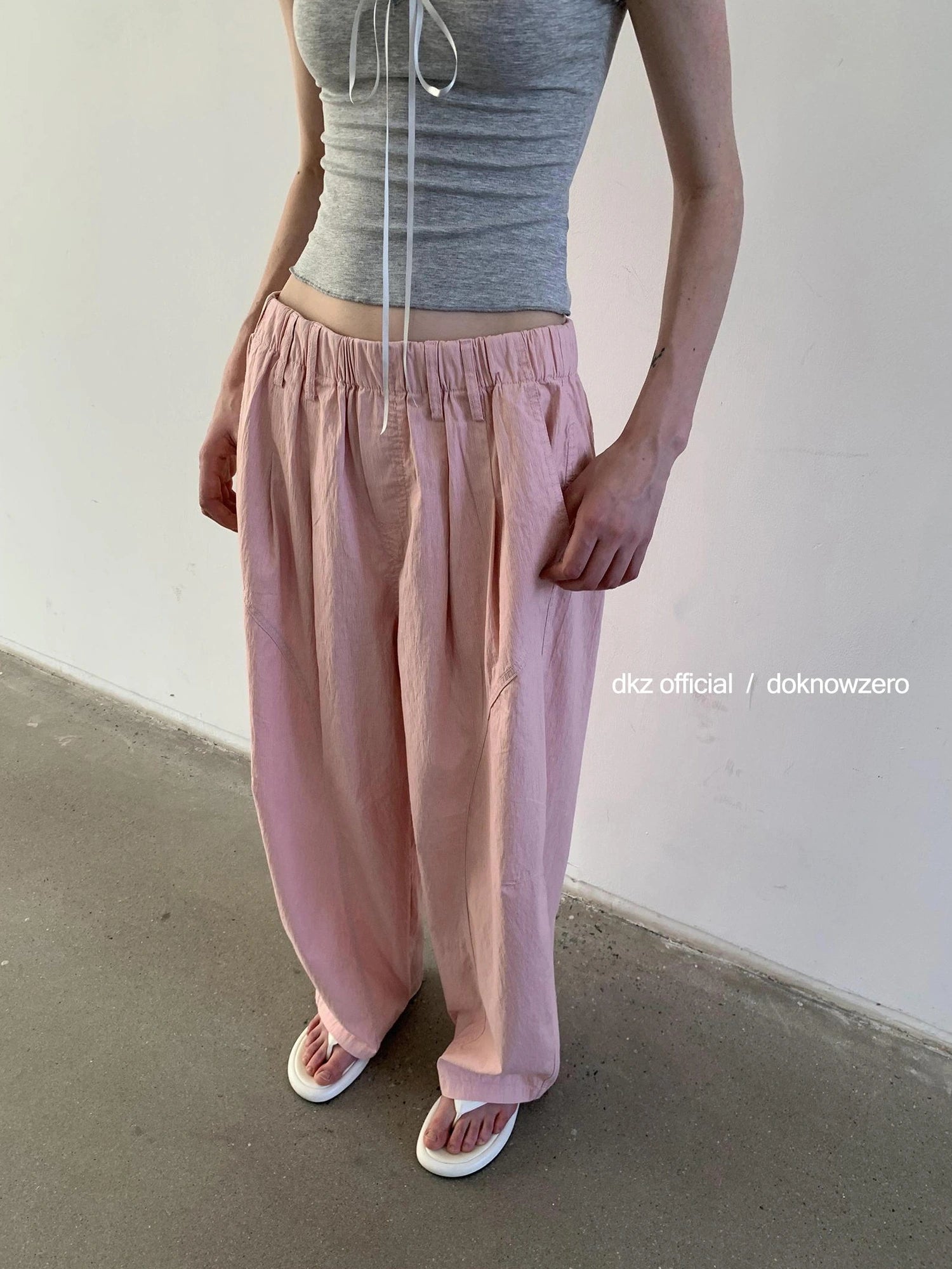 DKZ OFFICIAL Pink Wide Leg Trousers With 3D Tailoring