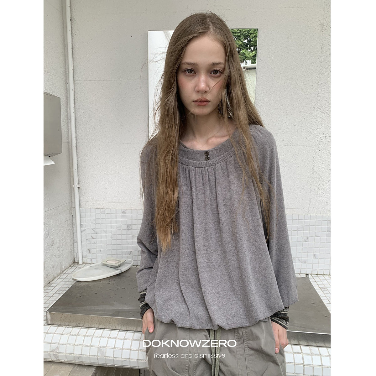 DKZ_OFFICIAL_Pleated_Fleece_Feel_Round_Neck_Women&
