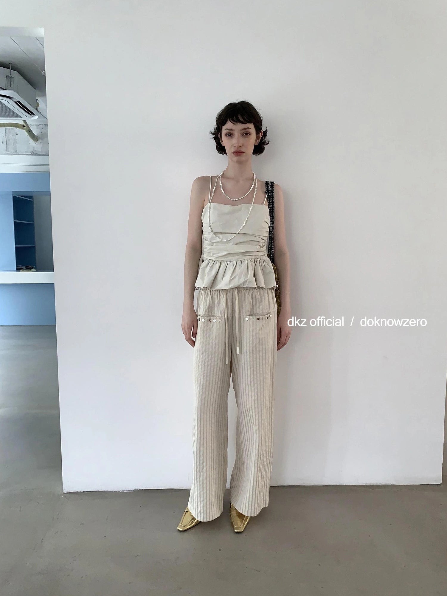 DKZ OFFICIAL Pleated Ruffle Hem Camisole Top