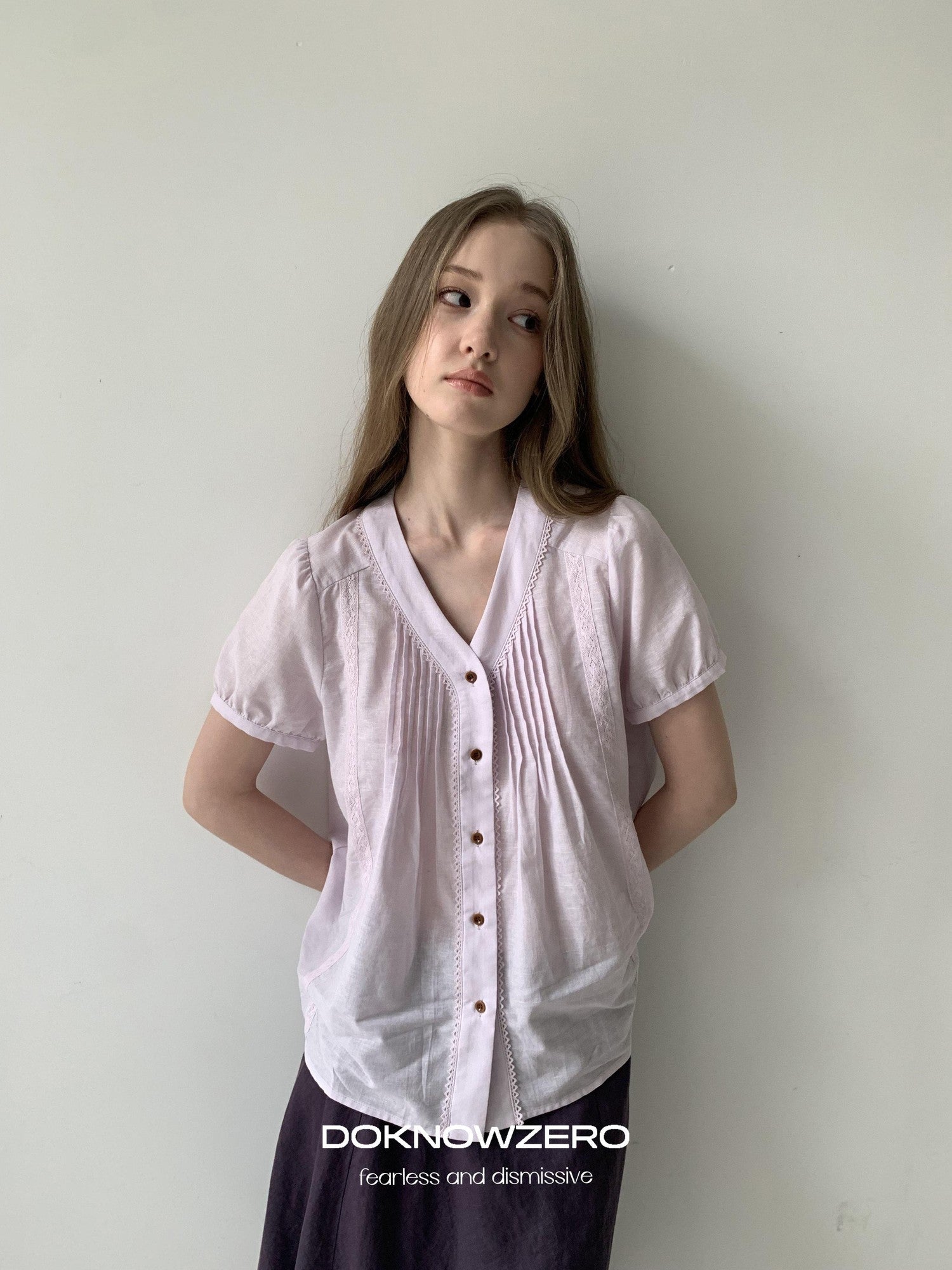 DKZ OFFICIAL Purple Pleated Embroidered V-neck Women&