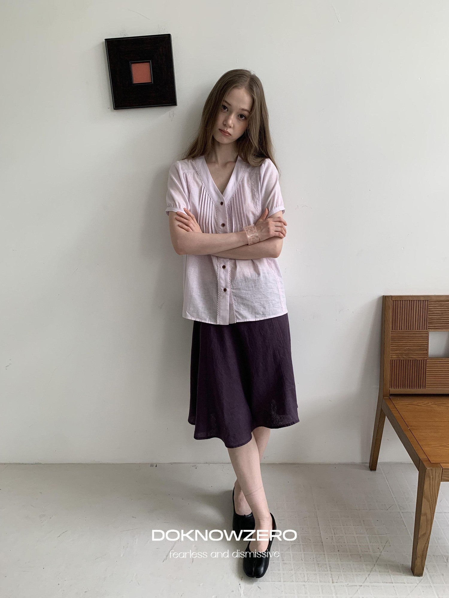 DKZ OFFICIAL Purple Pleated Embroidered V-neck Women&