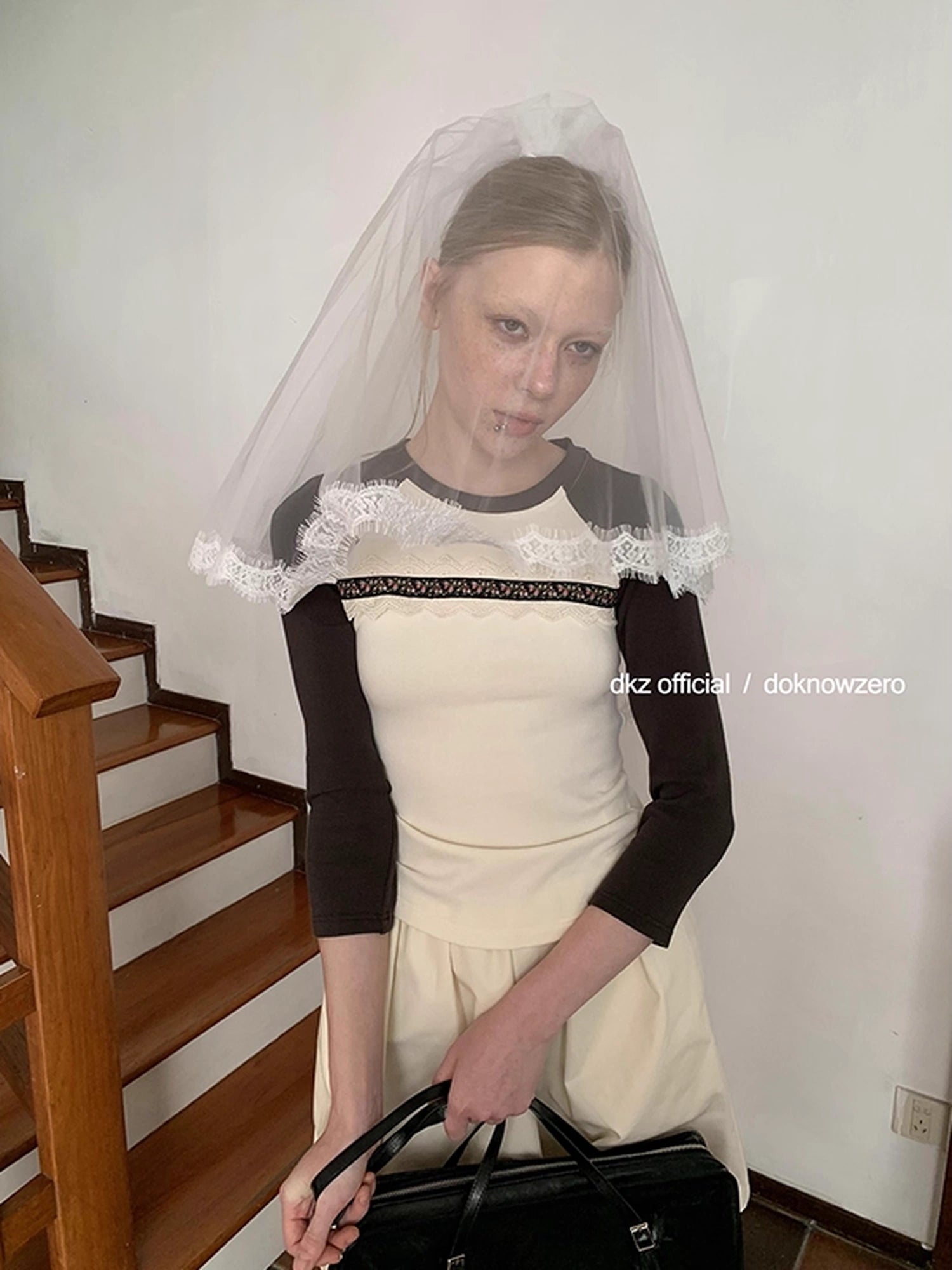 DKZ_OFFICIAL_Raglan_Sleeve_Lace_Trim_Ribbed_T-shirt_MISSTT