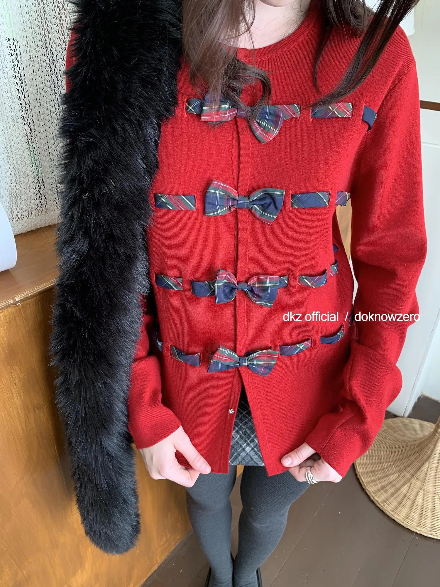 DKZ OFFICIAL Red Bow Tie Front Knit Cardigan