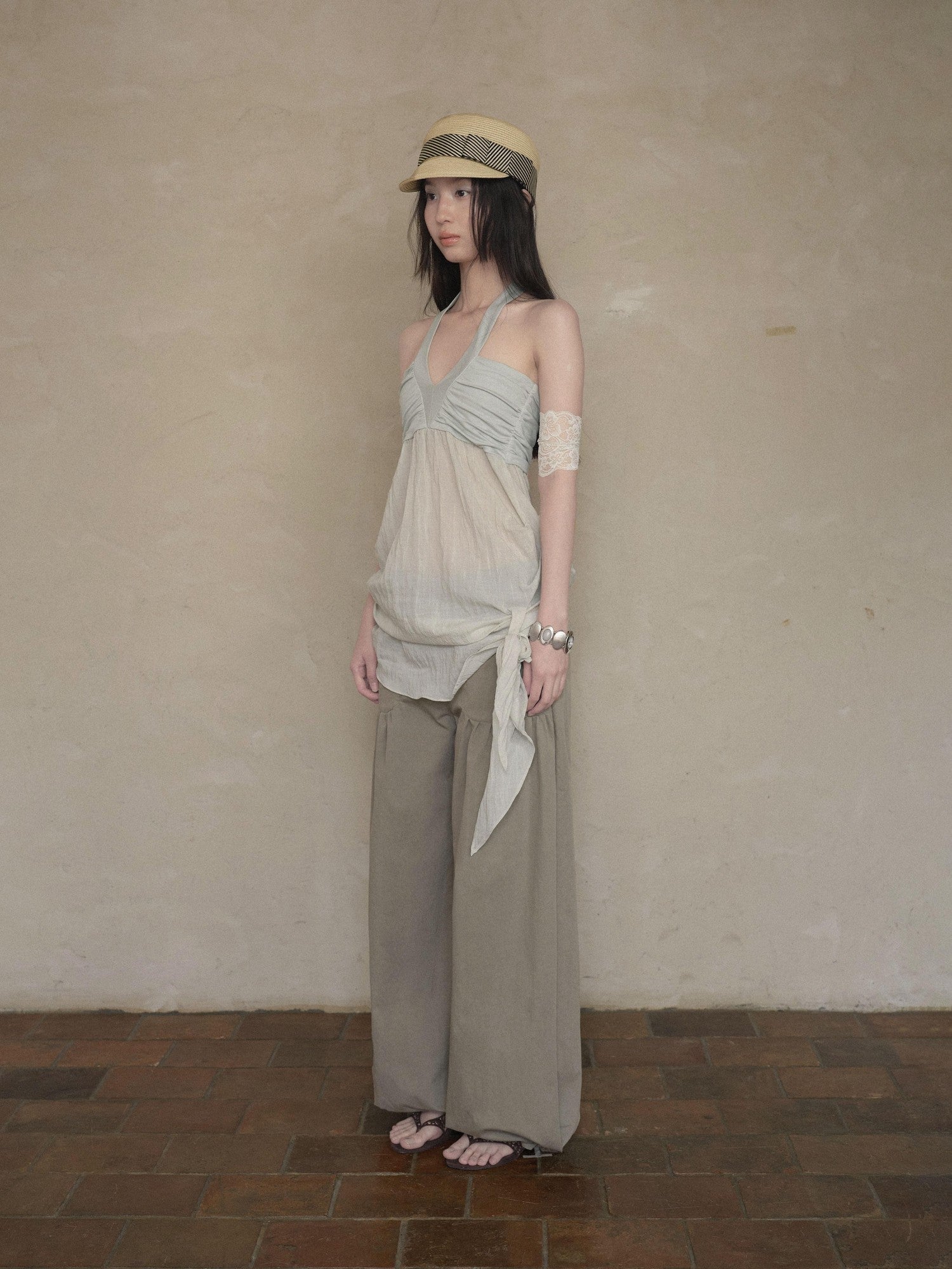 DKZ OFFICIAL Relaxed Resort Back Braided Ribbon V-neck Mesh Women&