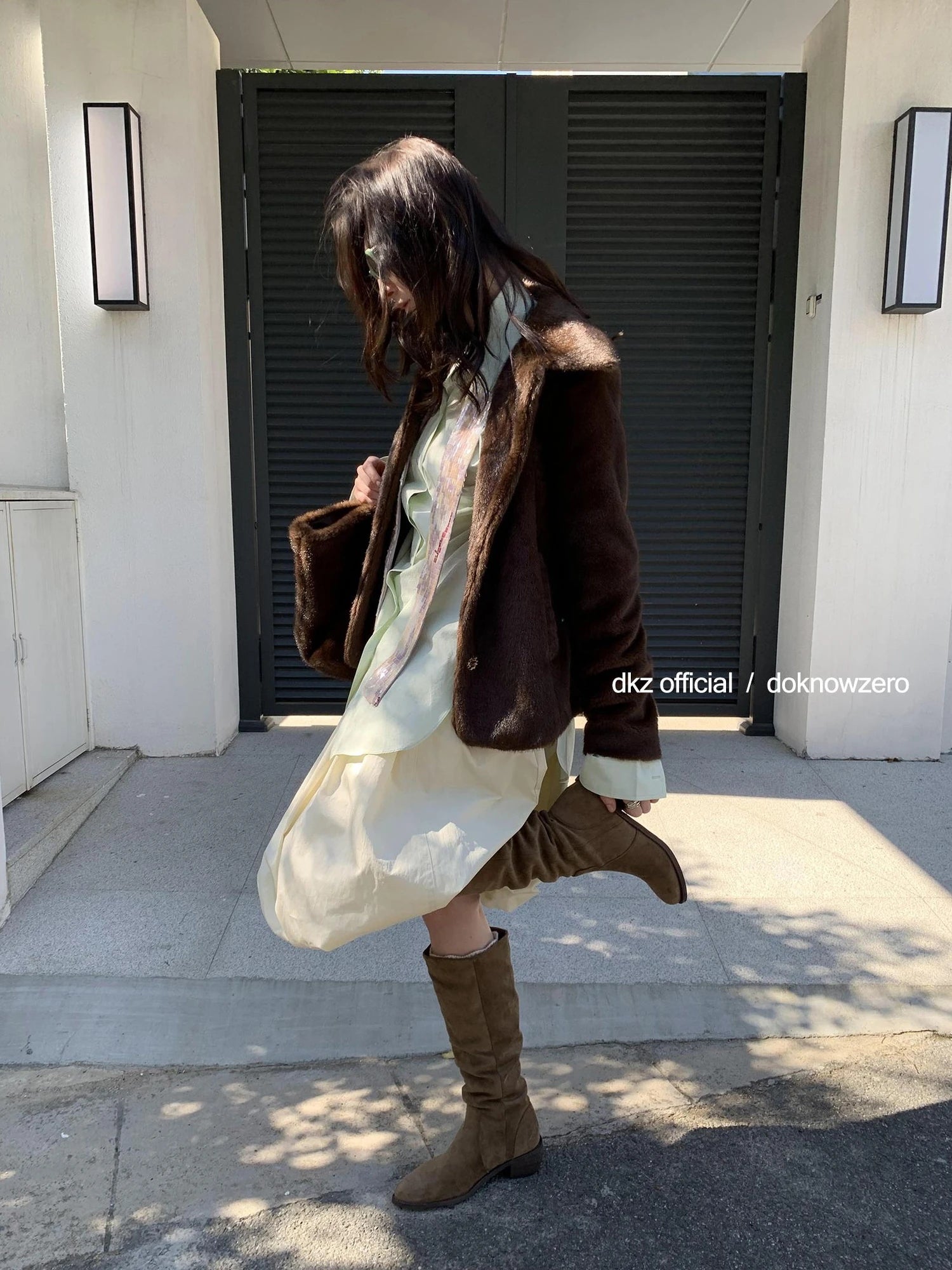 DKZ OFFICIAL Retro Brown Fuzzy Wool Blazer Women Winter Tweed Jacket