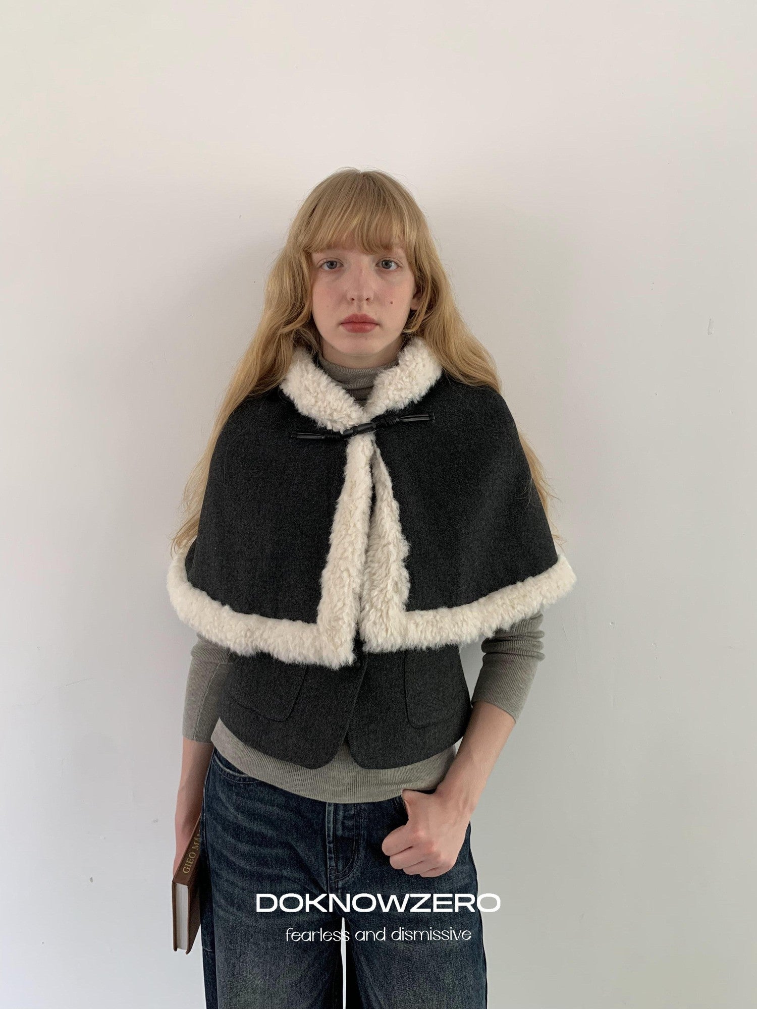 DKZ OFFICIAL Retro Frayed Hem Padded Cape Style Women&