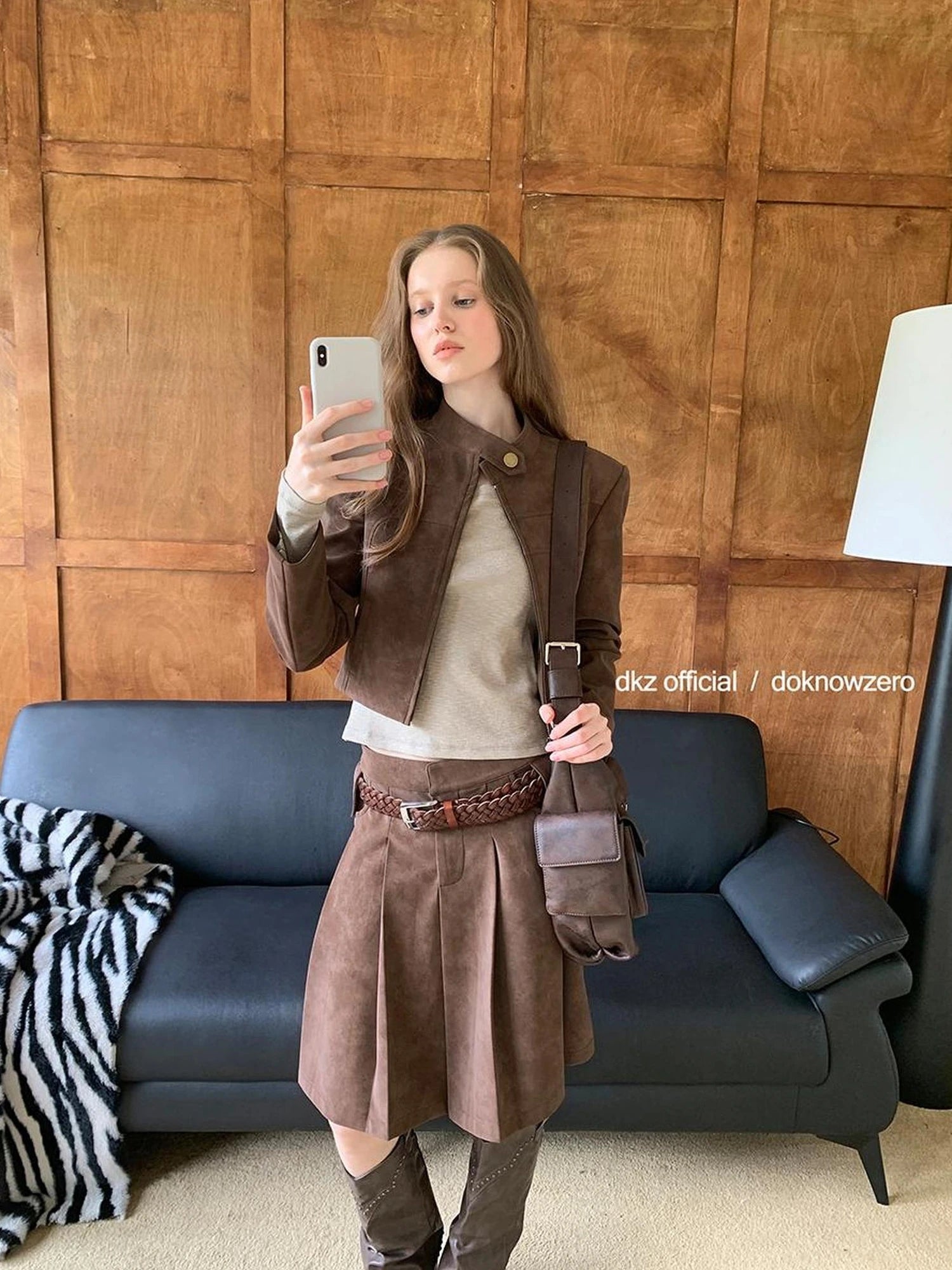 DKZ OFFICIAL Retro Suede Short Jacket And Pleated Skirt Set