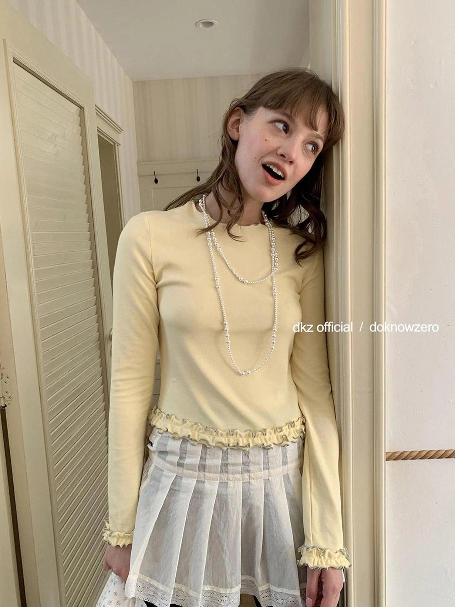 DKZ OFFICIAL Rolled Cuff Slim Fit Long Sleeve Tee