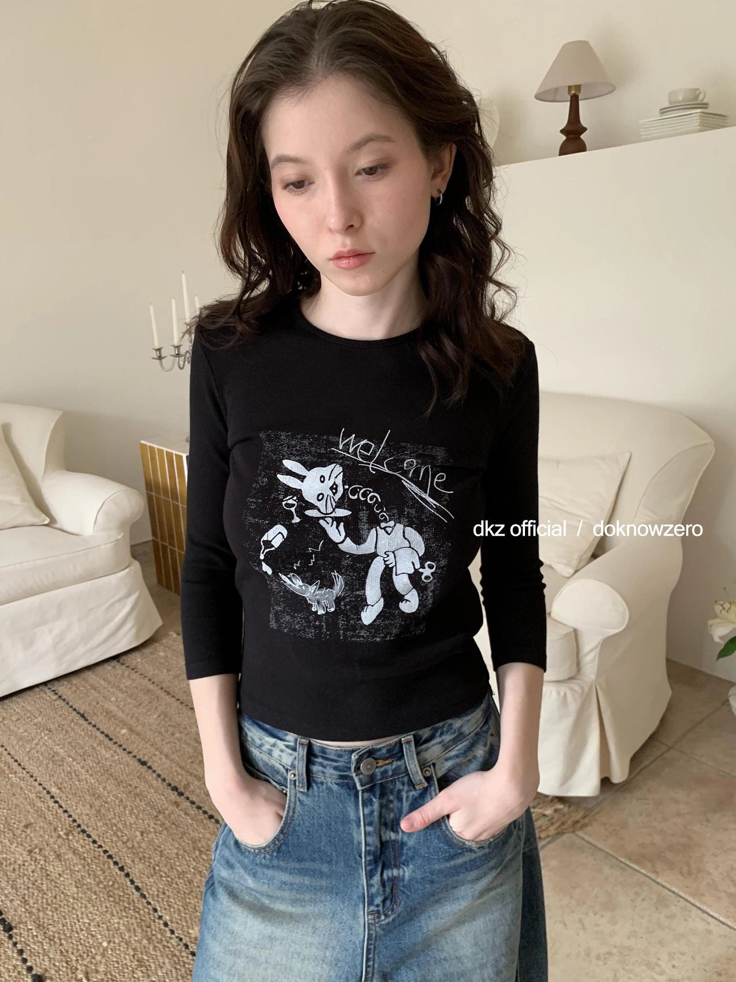 DKZ OFFICIAL Seven Sleeve T-shirt With Playful Bunny Print