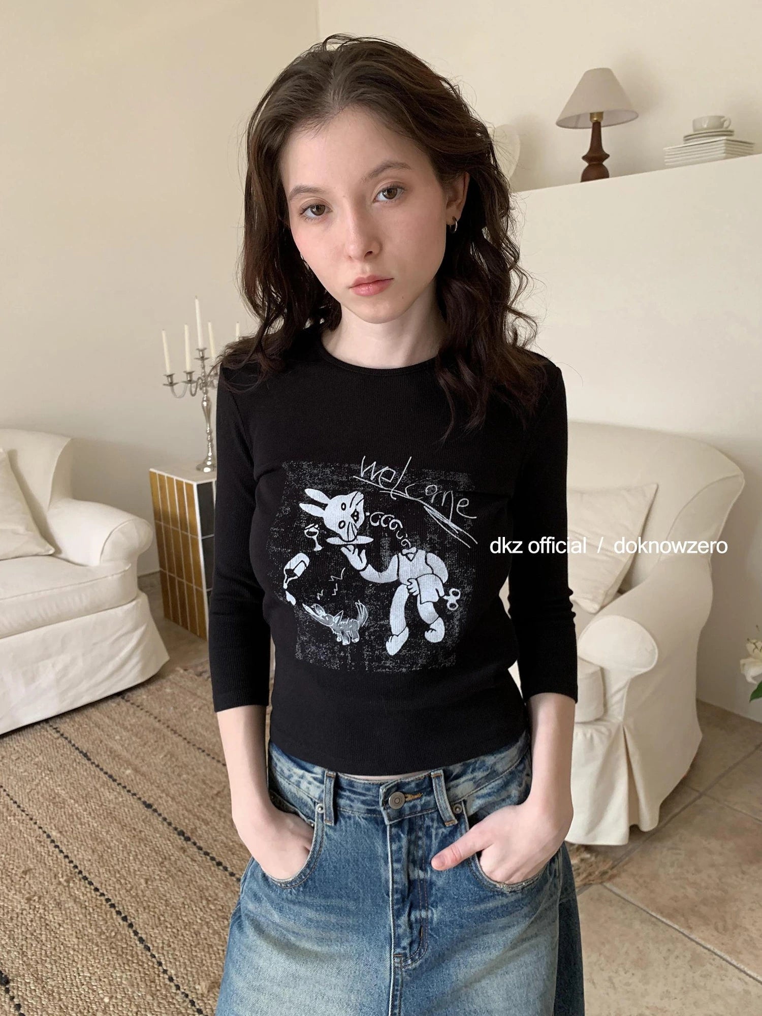 DKZ OFFICIAL Seven Sleeve T-shirt With Playful Bunny Print