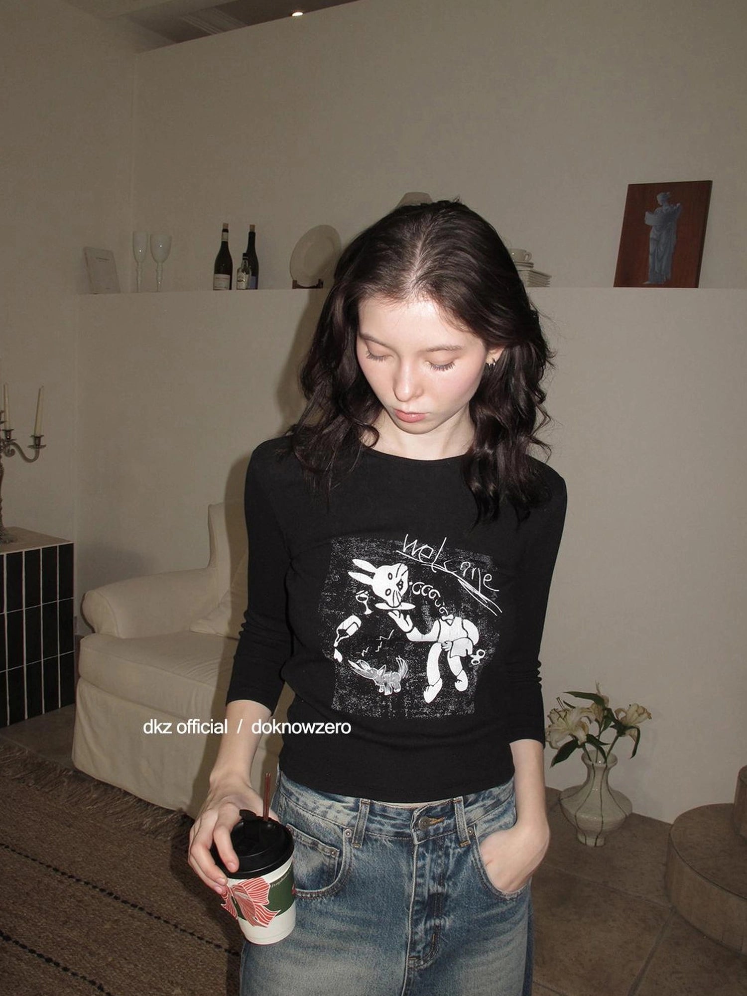 DKZ OFFICIAL Seven Sleeve T-shirt With Playful Bunny Print