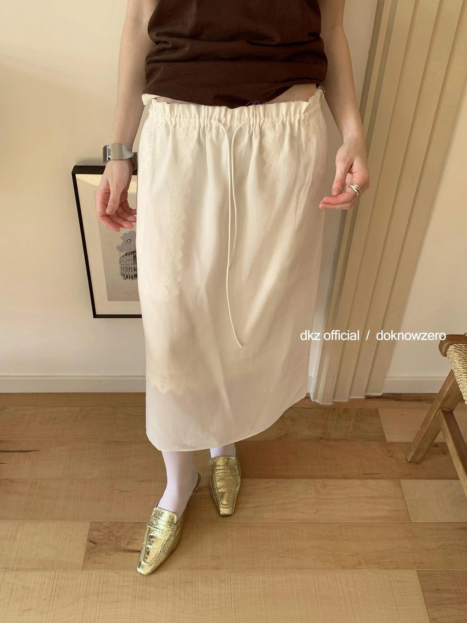 DKZ OFFICIAL Sheer Lace Straight Skirt In White