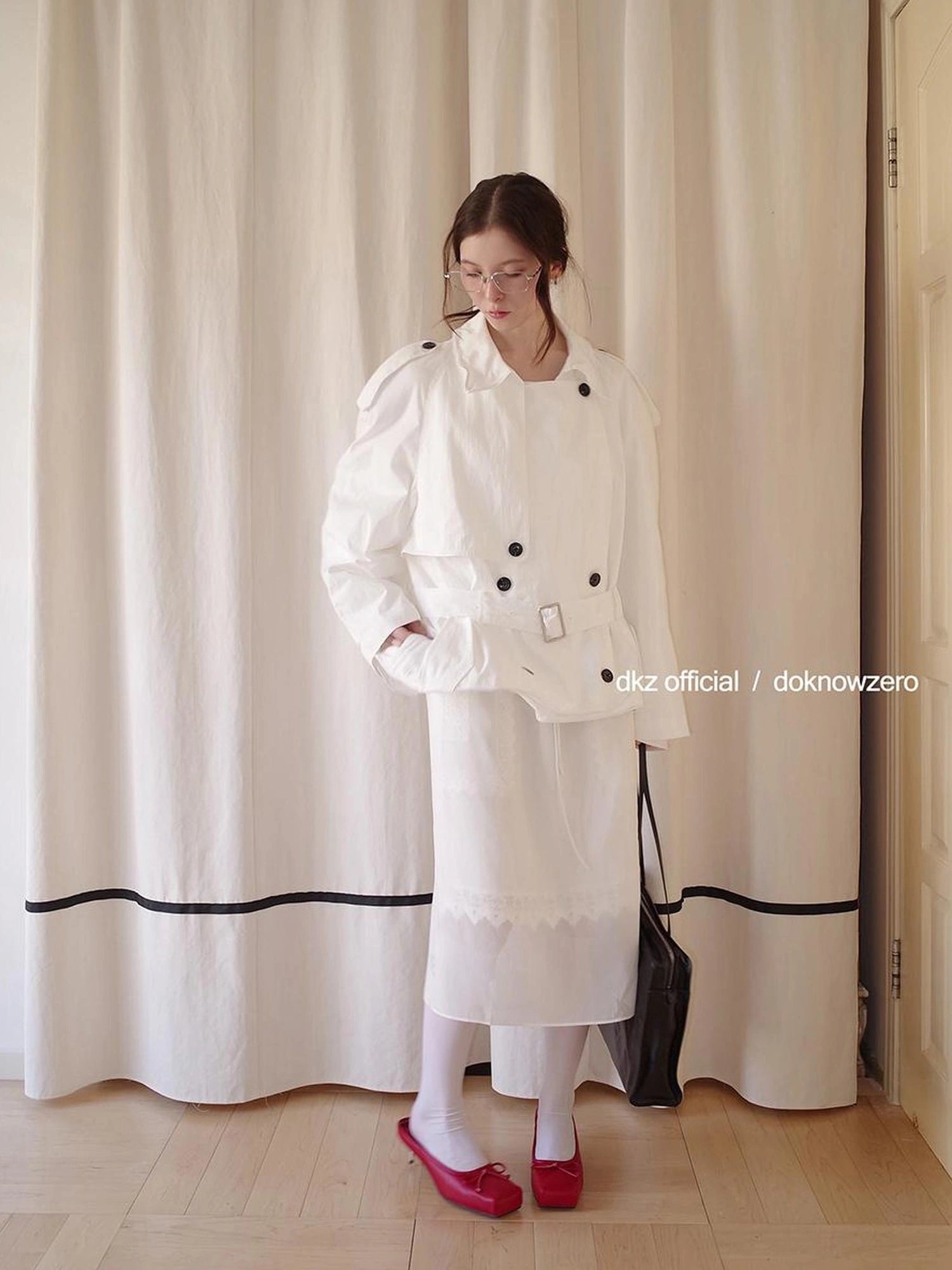 DKZ OFFICIAL Sheer Lace Straight Skirt In White