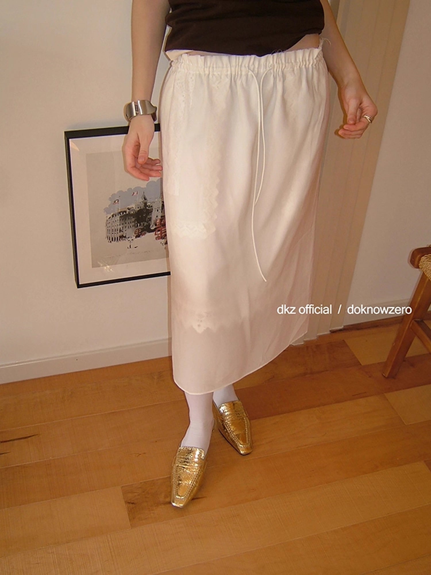 DKZ_OFFICIAL_Sheer_Lace_Straight_Skirt_In_White_MISSTT