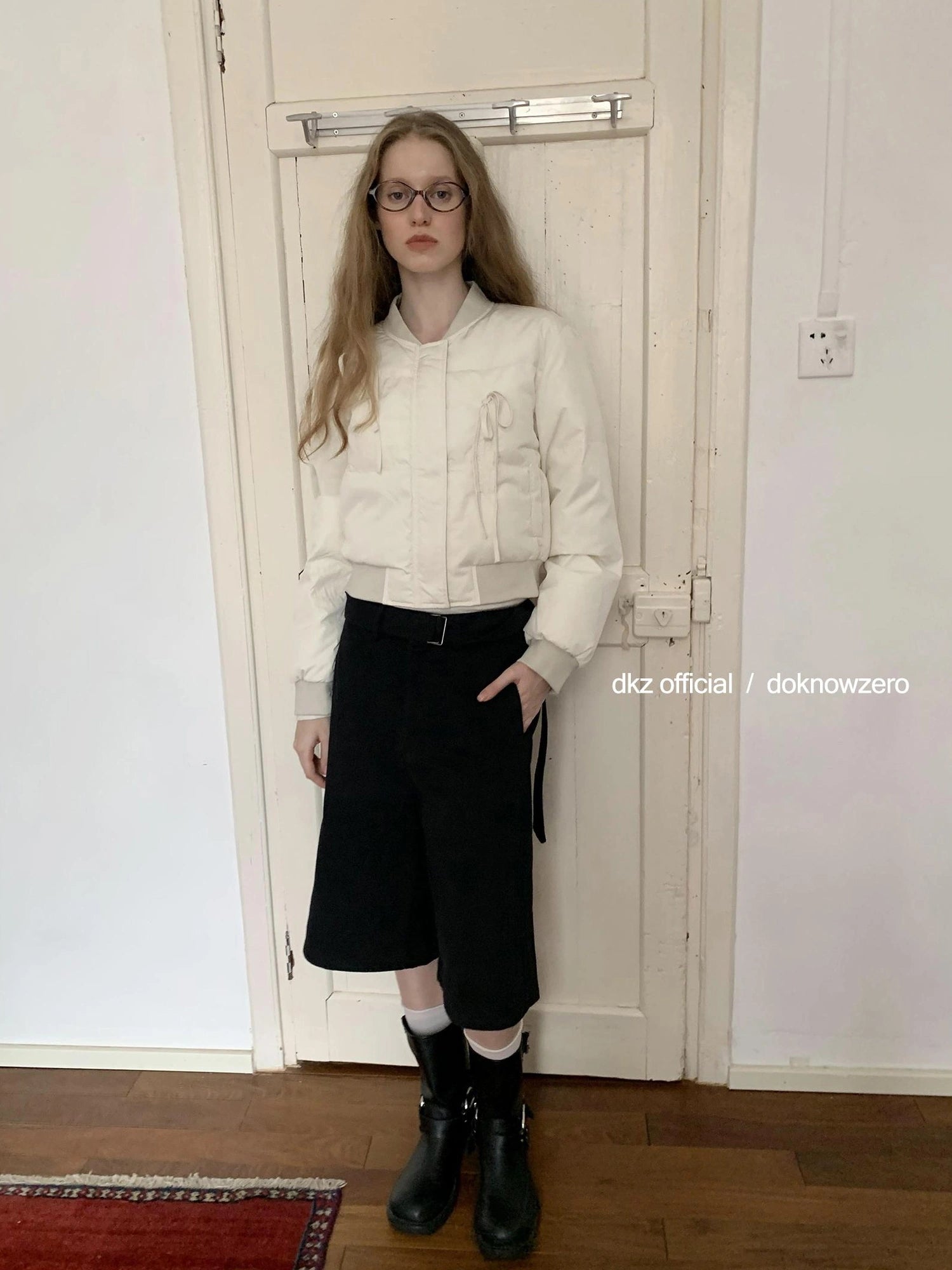 DKZ OFFICIAL Short Padded Jacket For Women Slim Fit Letter Print Autumn Winter Coat