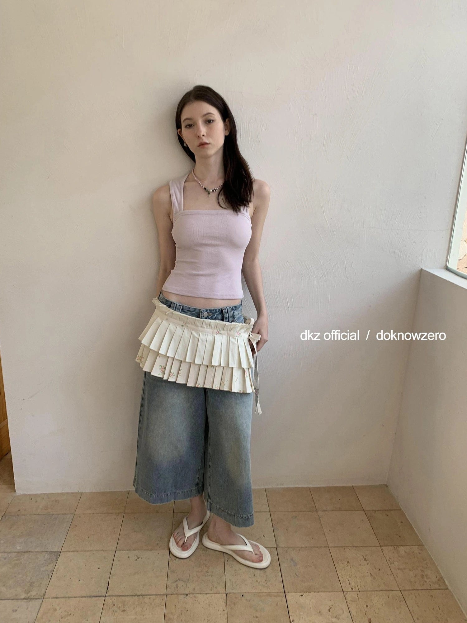 DKZ OFFICIAL Sleeveless Slim Fit Tank Top For Women