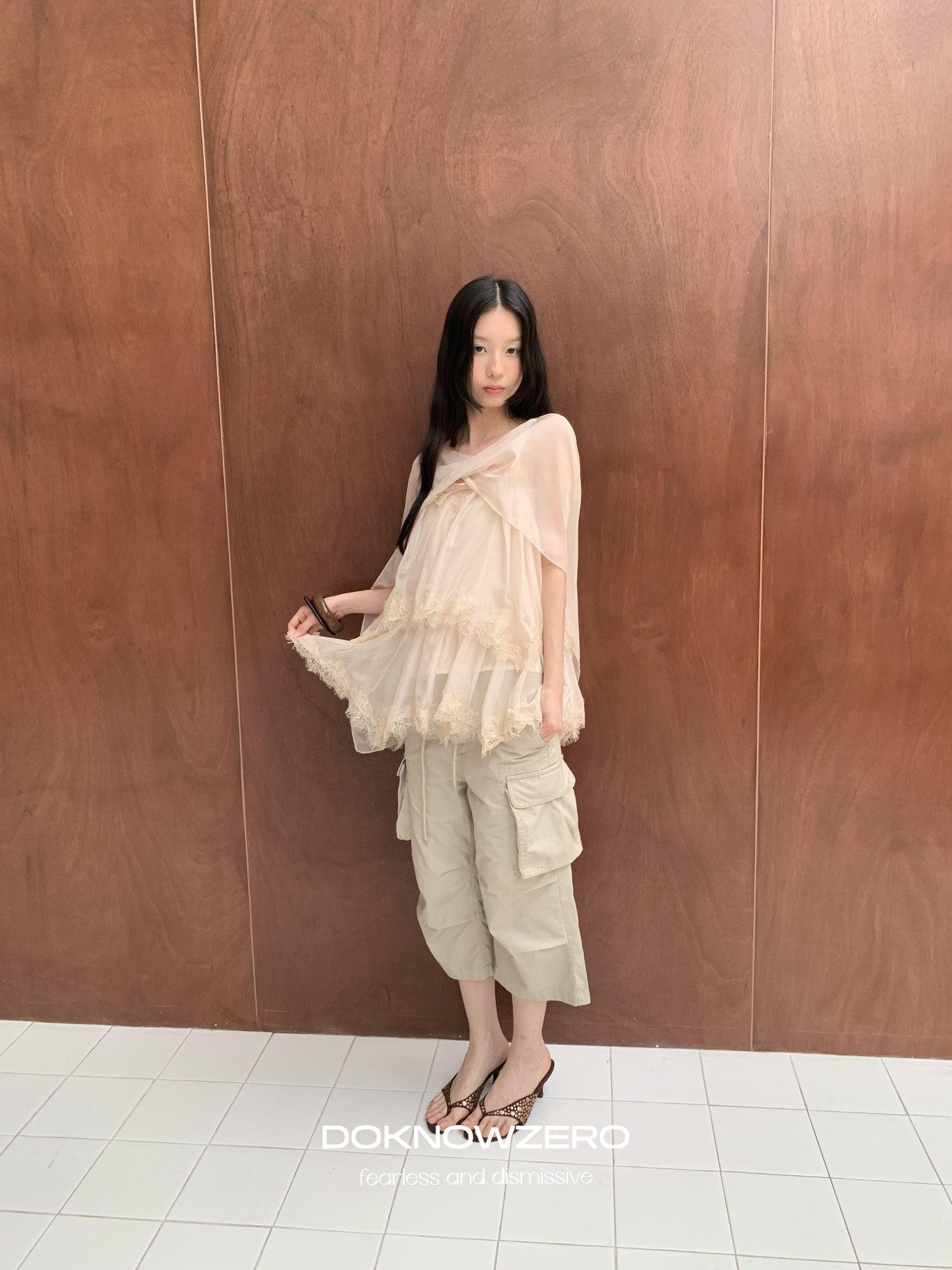 DKZ OFFICIAL Soft Pink Scarf Layered V-neck Women&