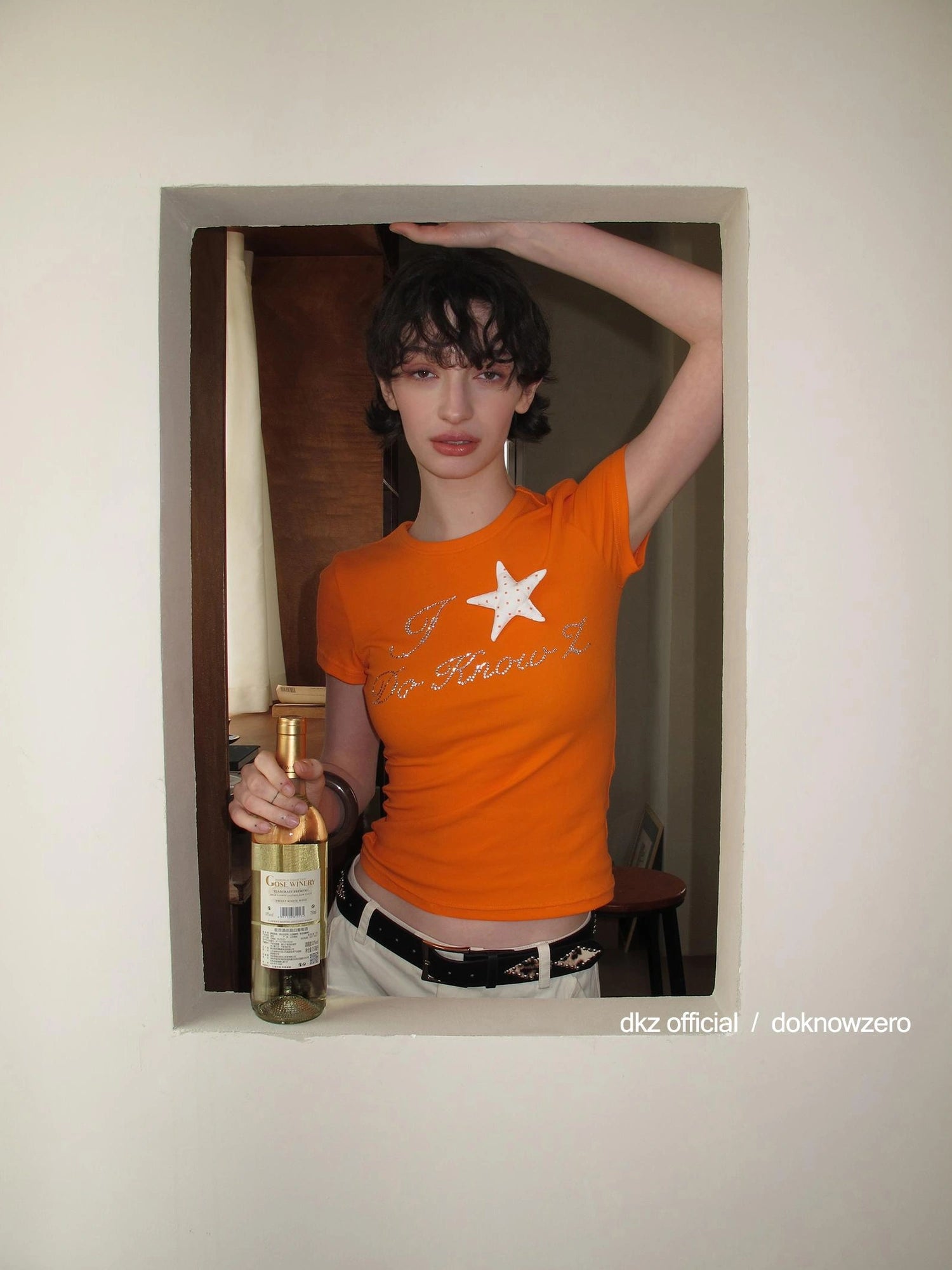 DKZ OFFICIAL Sparkle Dot Star Embellished Slim Fit T-Shirt