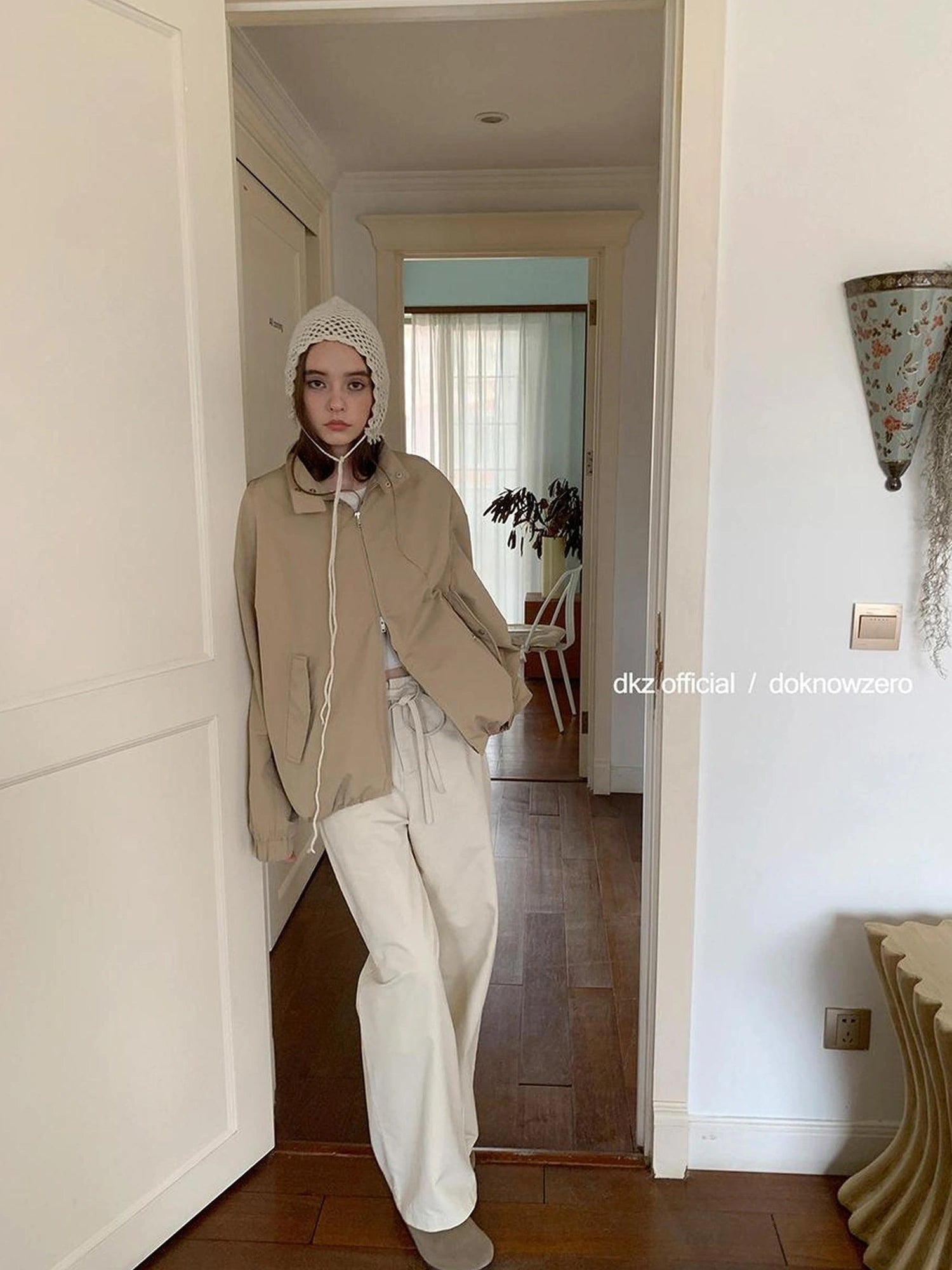 DKZ OFFICIAL Straight Leg Trousers In Apricot