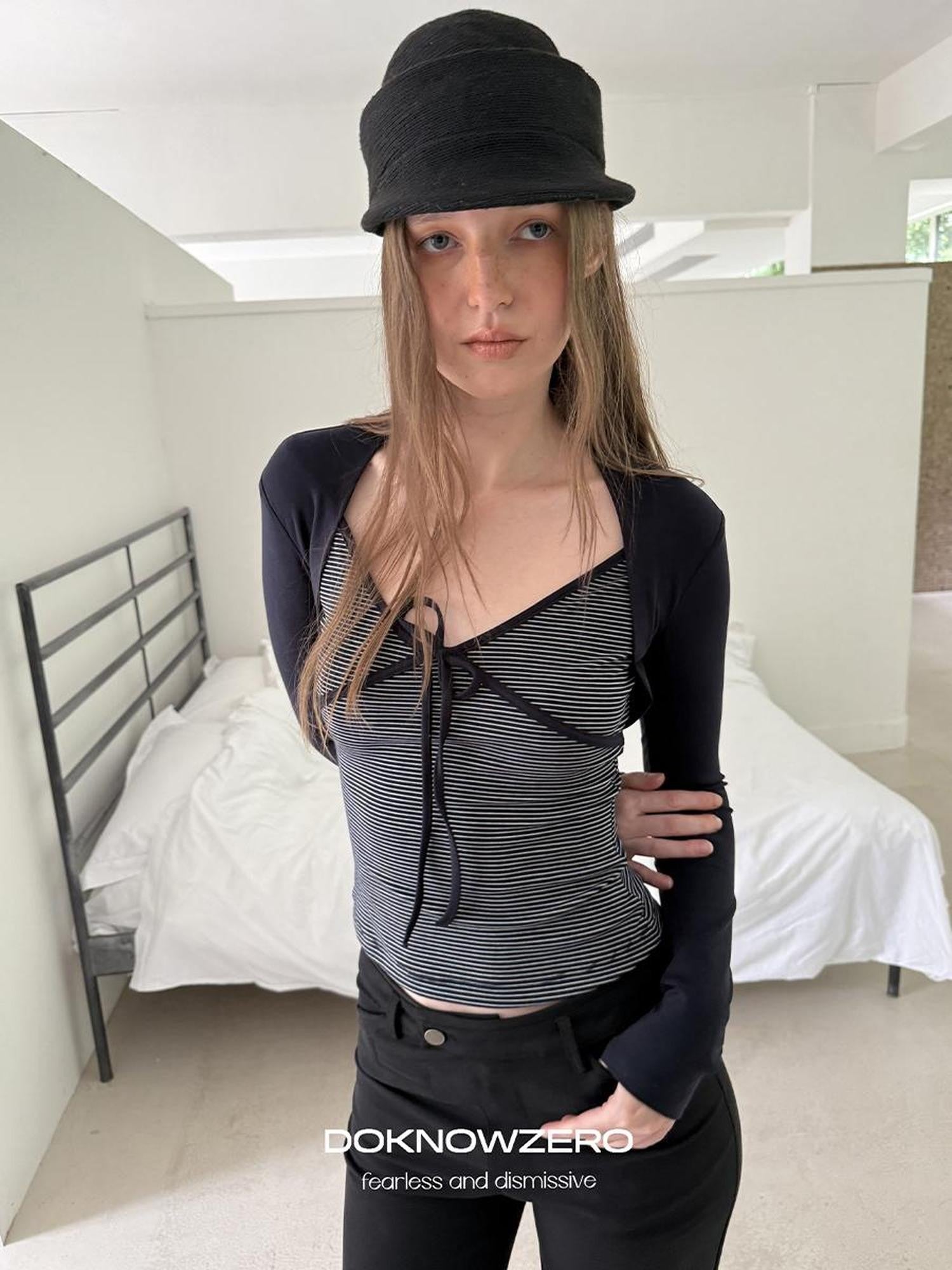 DKZ OFFICIAL Striped Layered Tie Slim V-neck Women&