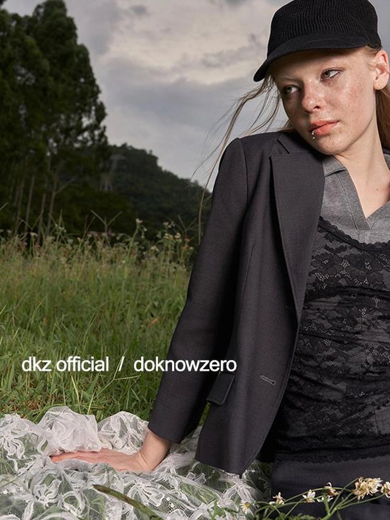 DKZ OFFICIAL Tailored Shoulder Crop Blazer Peplum Skirt Set