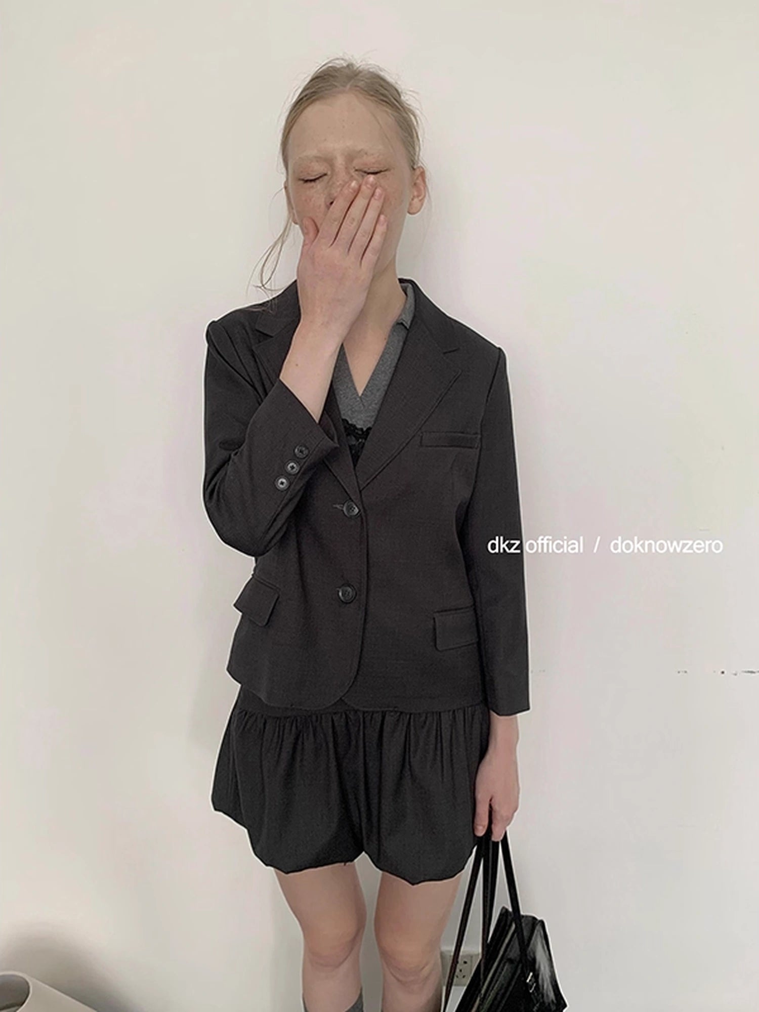 DKZ_OFFICIAL_Tailored_Shoulder_Crop_Blazer_Peplum_Skirt_Set_MISSTT