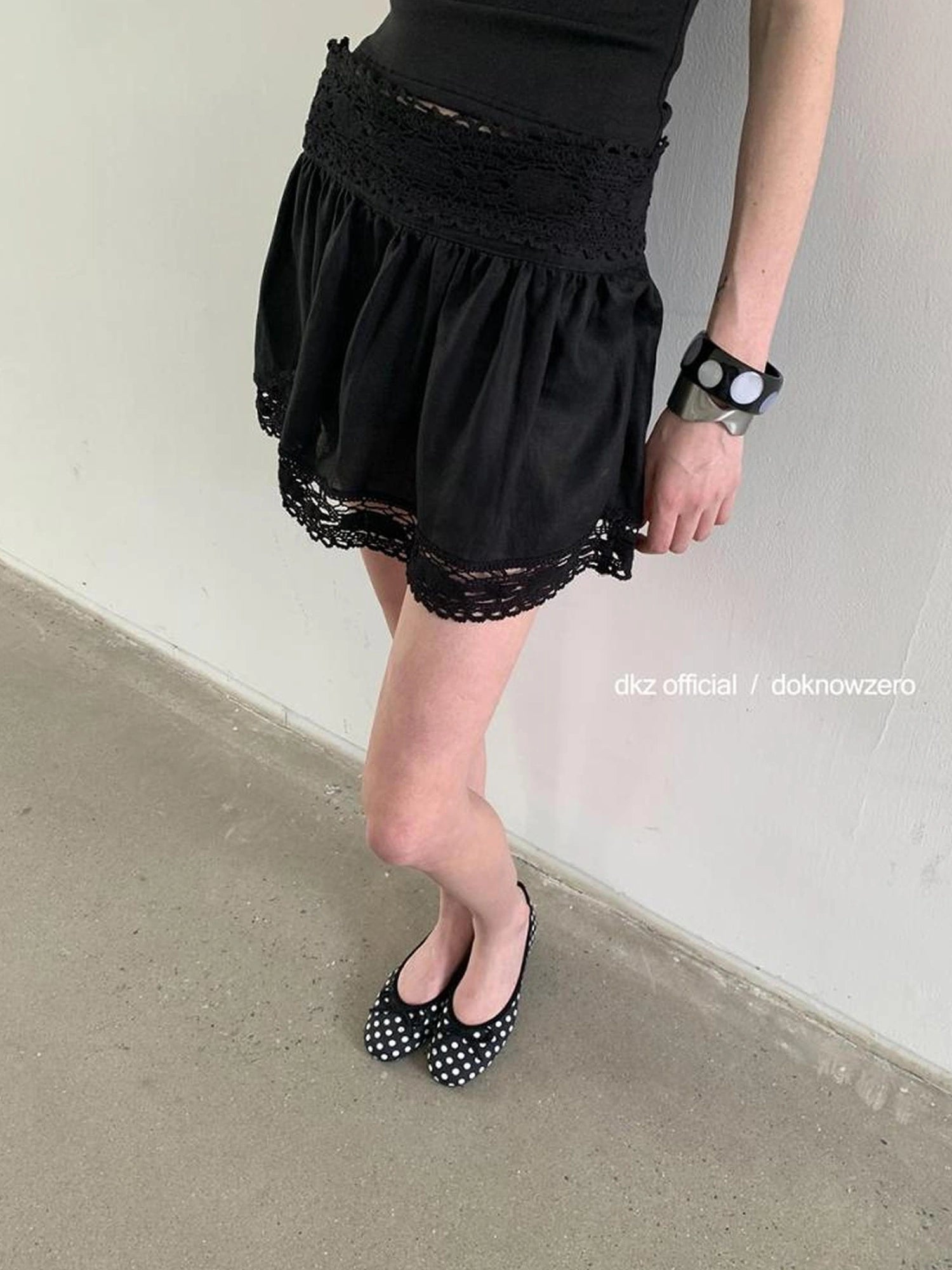 DKZ OFFICIAL Tencel Linen Blend Ballet Short Skirt With Lace Trim