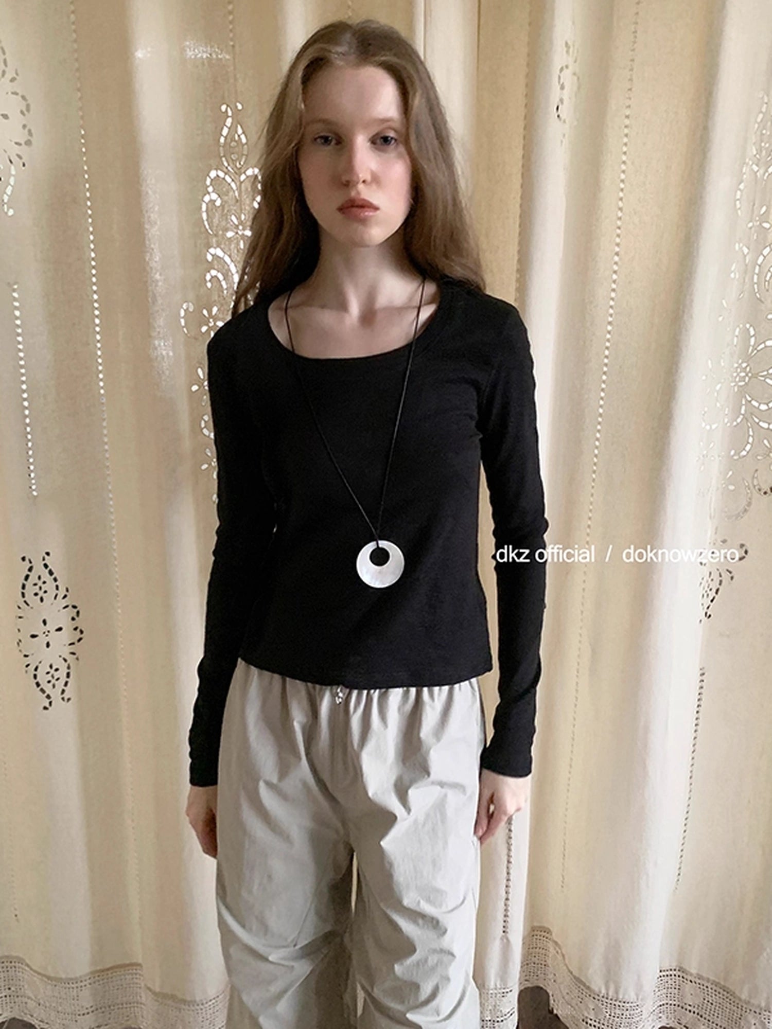 DKZ_OFFICIAL_Textured_Slim_Fit_Long_Sleeve_T-shirt_For_Layering_MISSTT