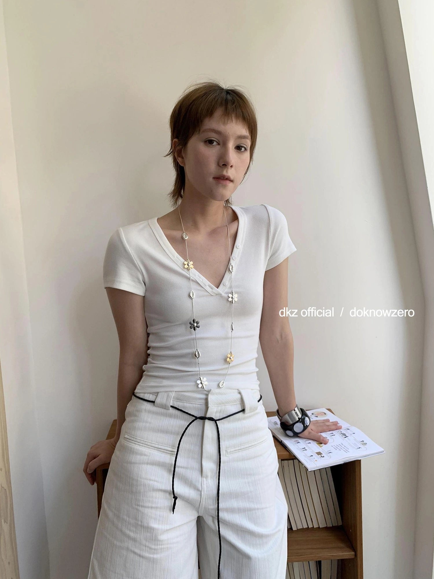 DKZ OFFICIAL Textured White Women&