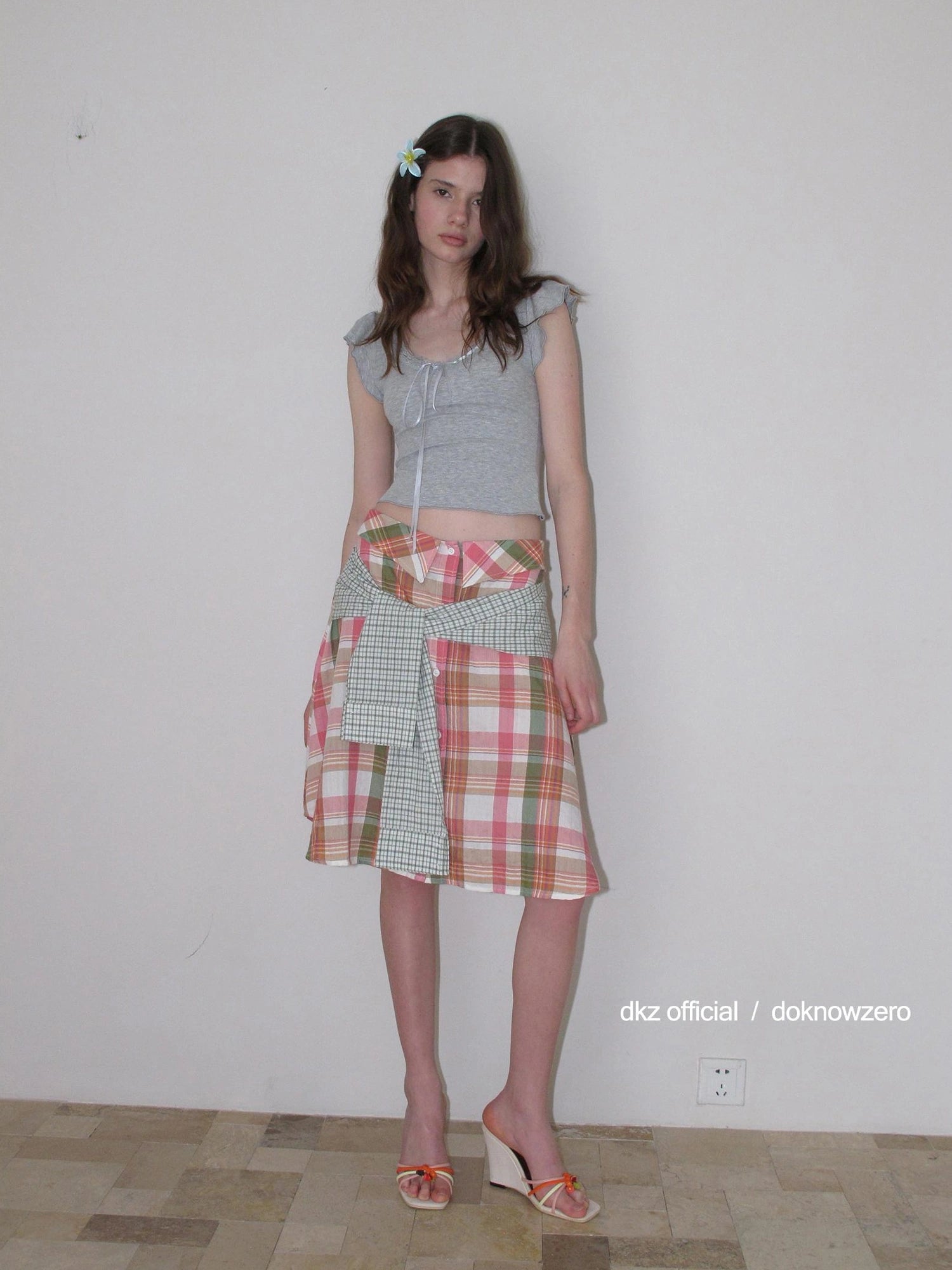 DKZ OFFICIAL Two Way Pink Plaid Skirt With Retro Corset Top