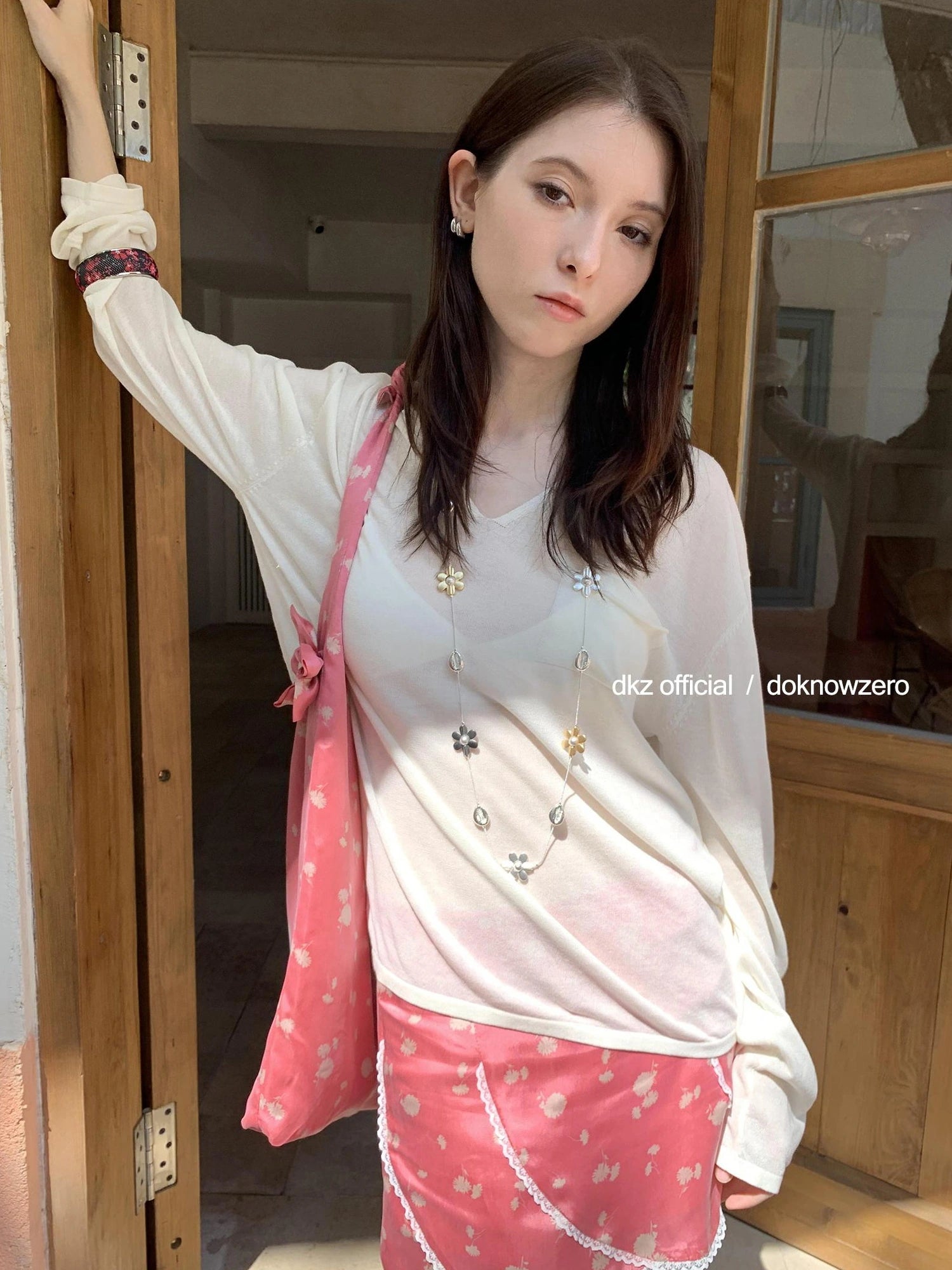 DKZ OFFICIAL V-Neck Acrylic Blend Knit Long Sleeve Top