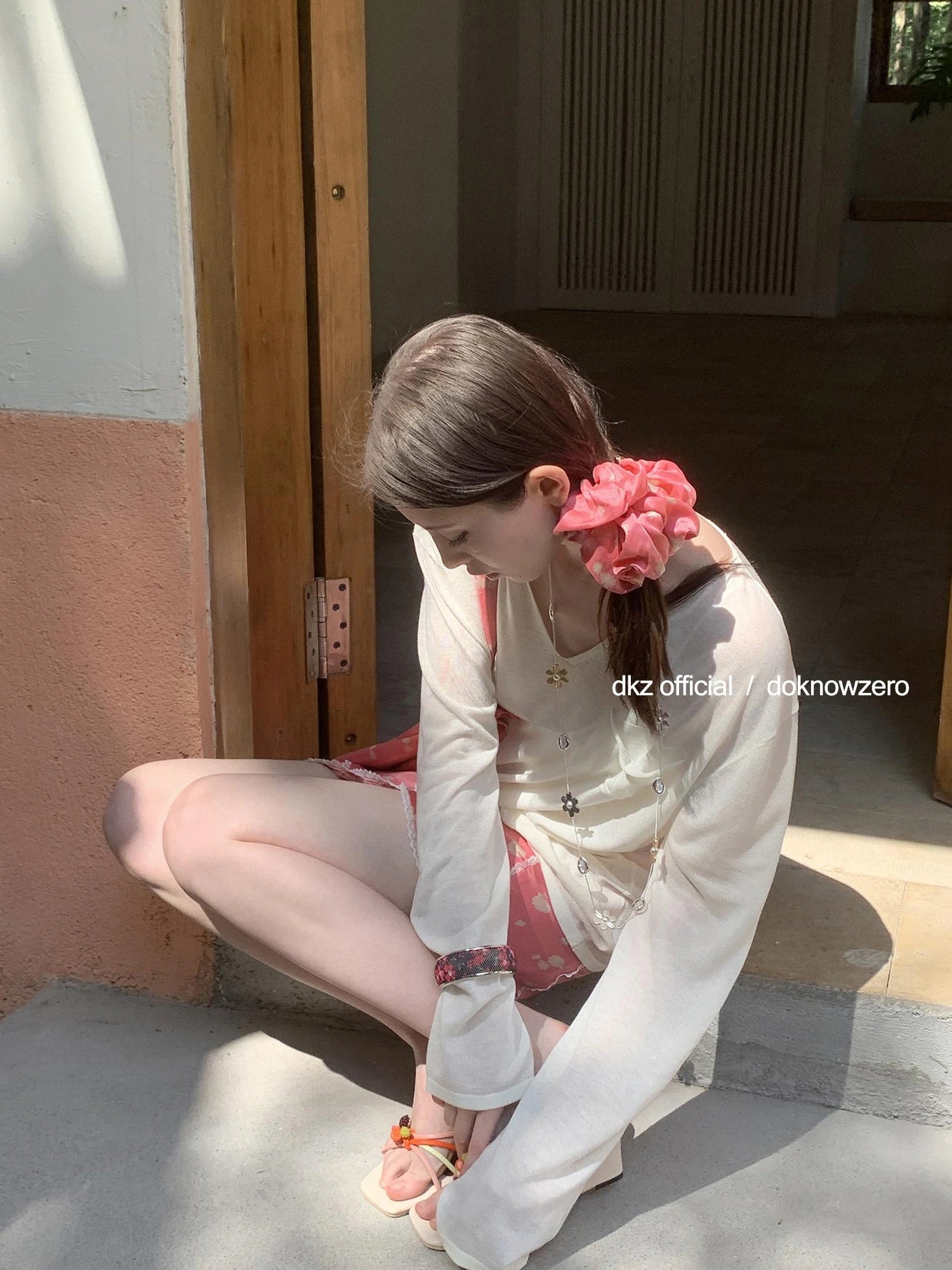 DKZ OFFICIAL V-Neck Acrylic Blend Knit Long Sleeve Top