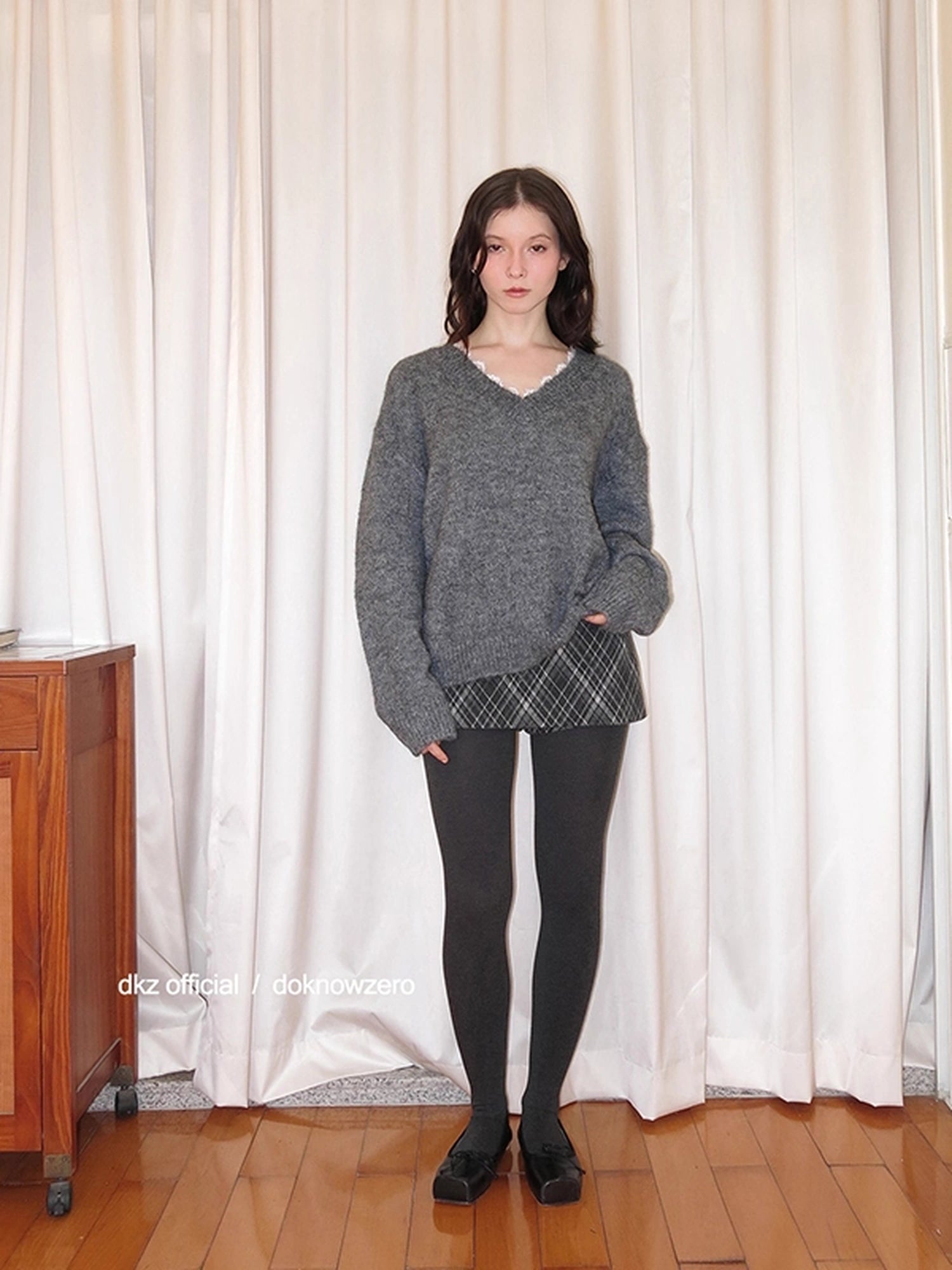 DKZ_OFFICIAL_V-Neck_Lace_Trim_Knit_Sweater_Women&