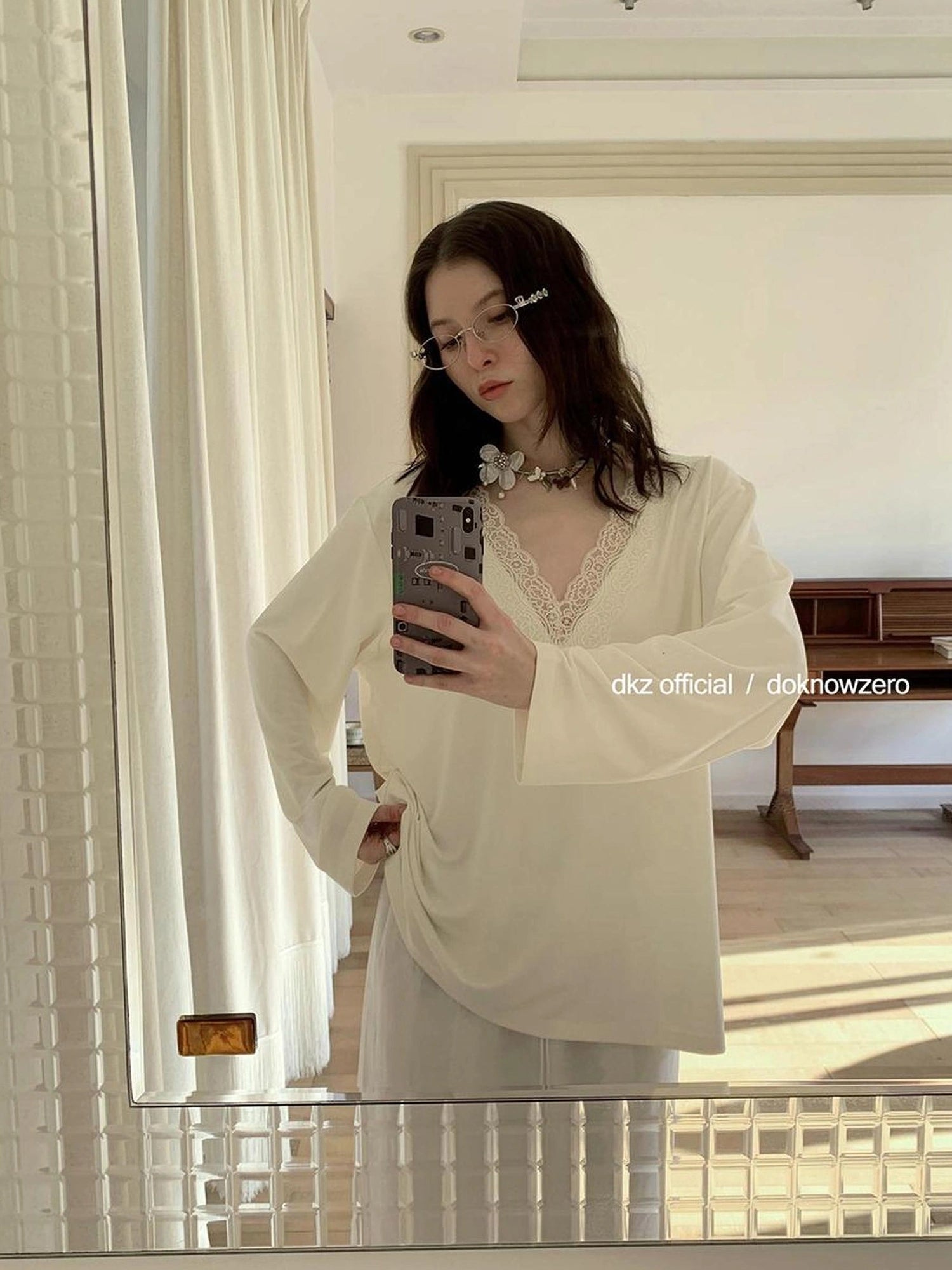 DKZ OFFICIAL V-Neck Lace Trimmed Long Sleeve T-Shirt In Beige