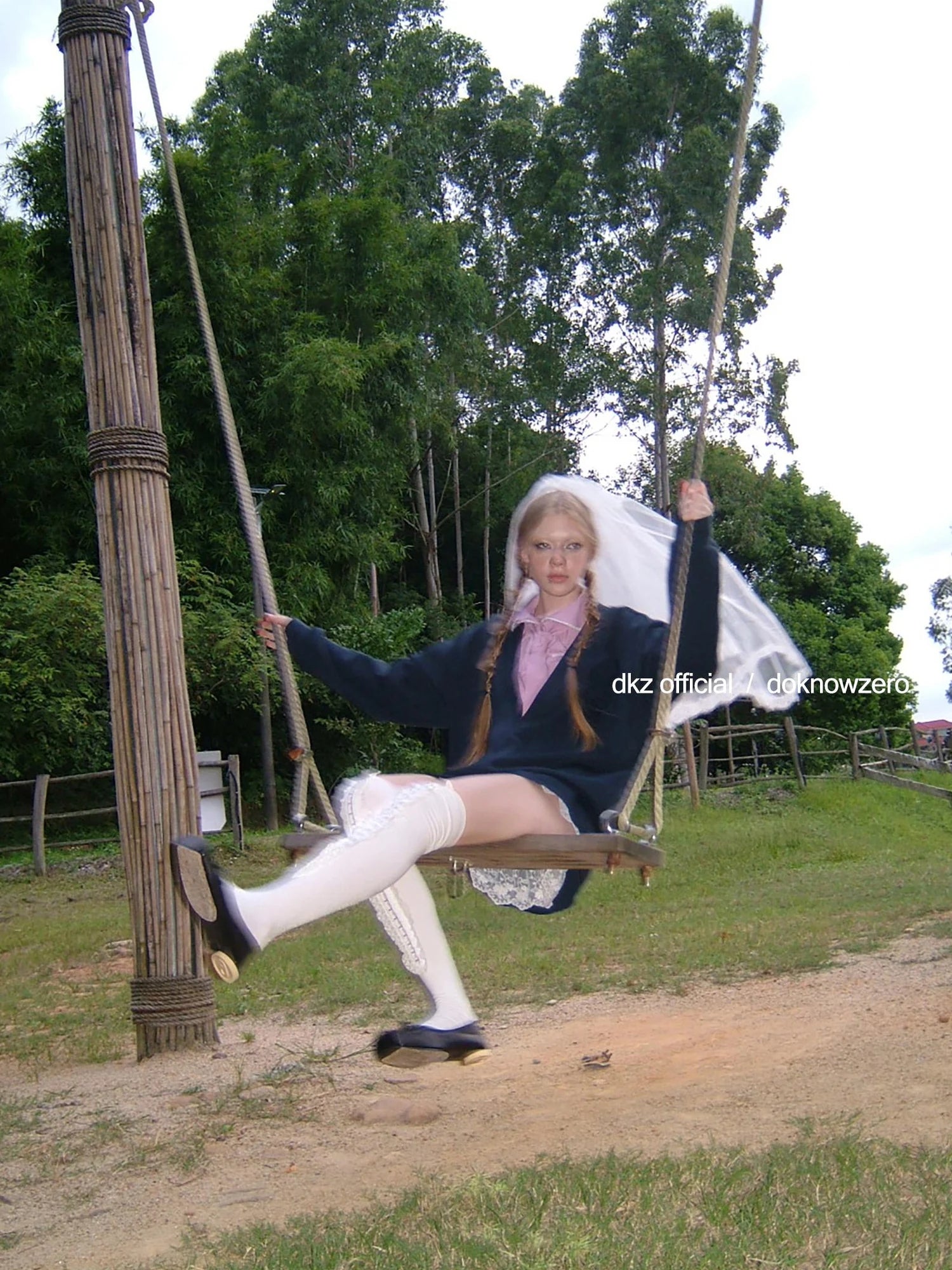 DKZ OFFICIAL V-Neck Loose Sweater With Lace Tiered Skirt Set