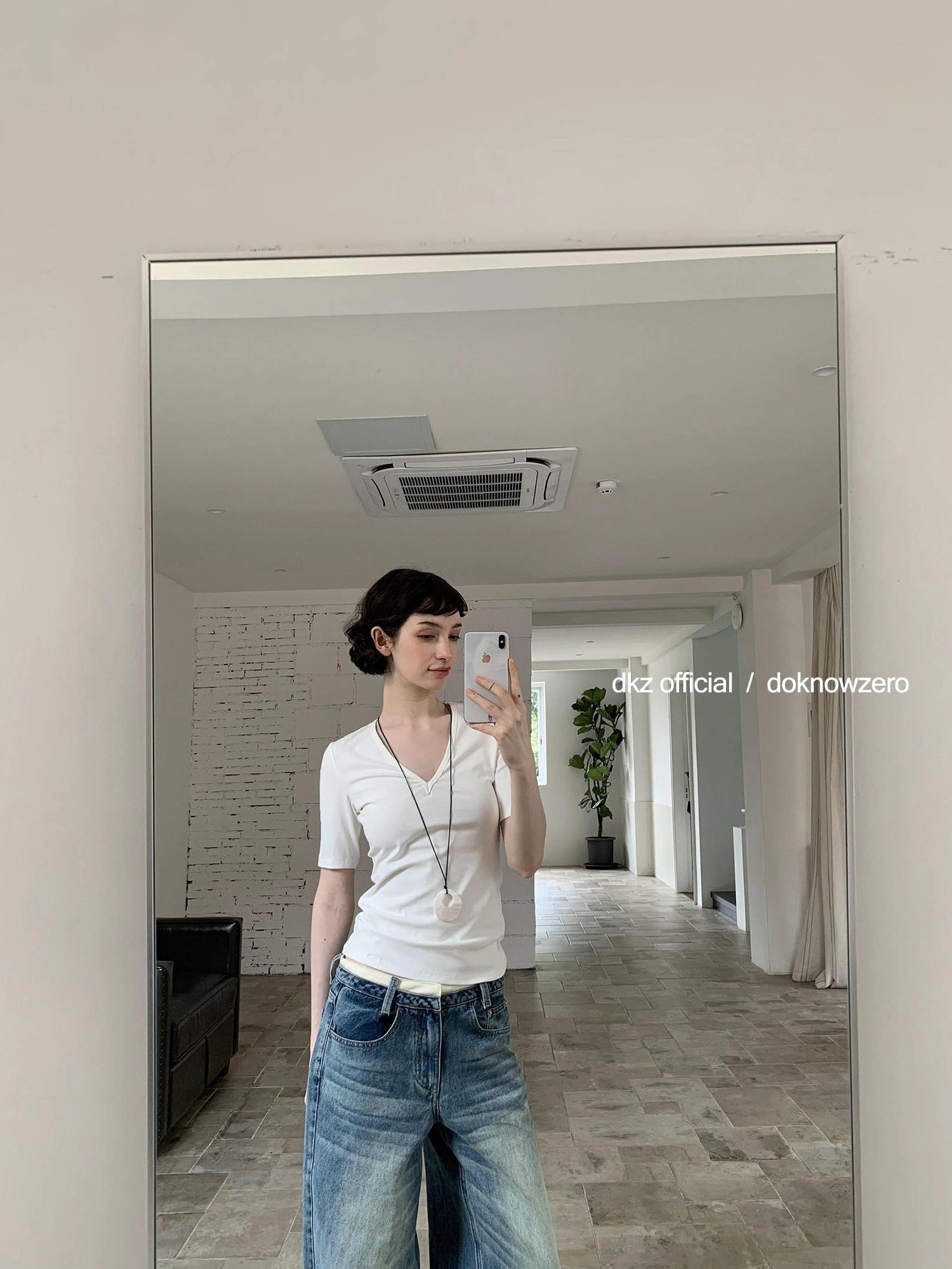 DKZ OFFICIAL V-Neck Solid Basic Mid-Sleeve T-Shirt For Women