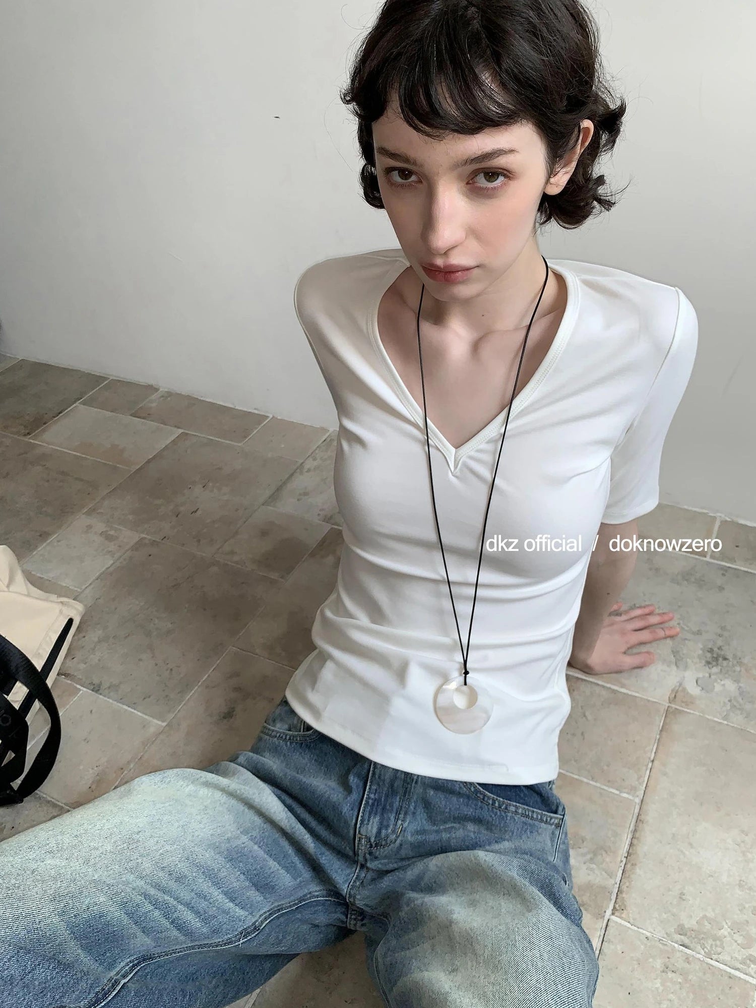 DKZ OFFICIAL V-Neck Solid Basic Mid-Sleeve T-Shirt For Women