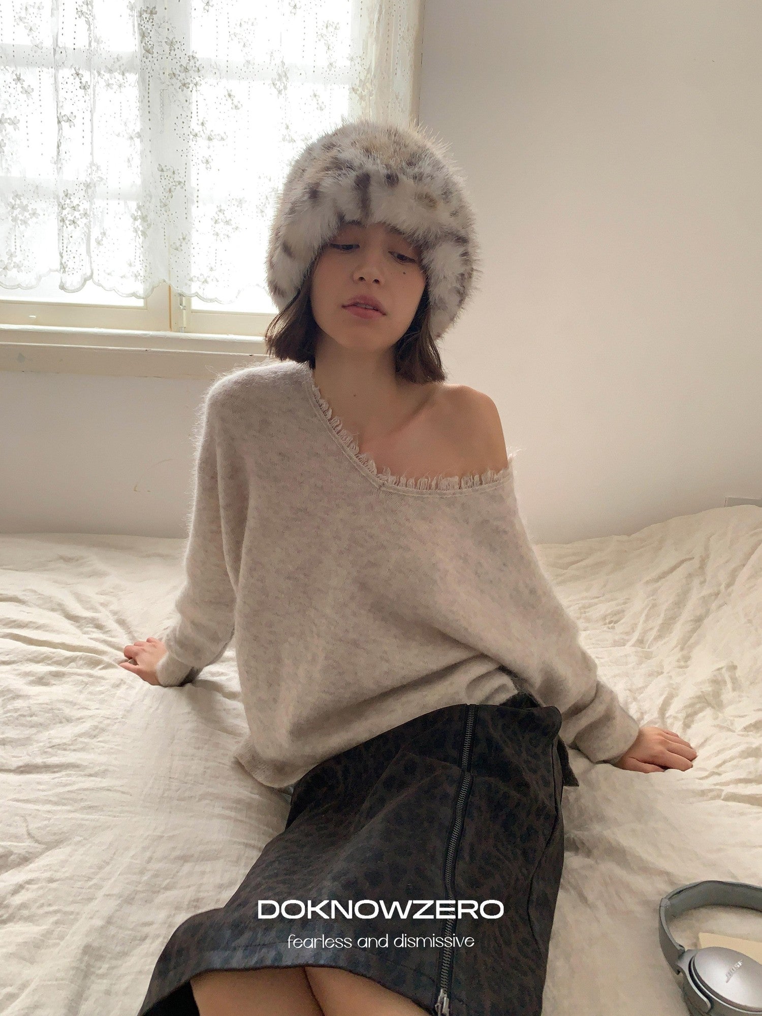 DKZ OFFICIAL V-neck Colorblock Relaxed Fit Women&