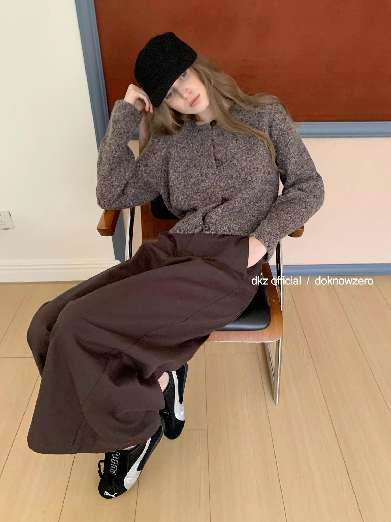 DKZ OFFICIAL Vintage Brown Acrylic Blend Knit Cardigan