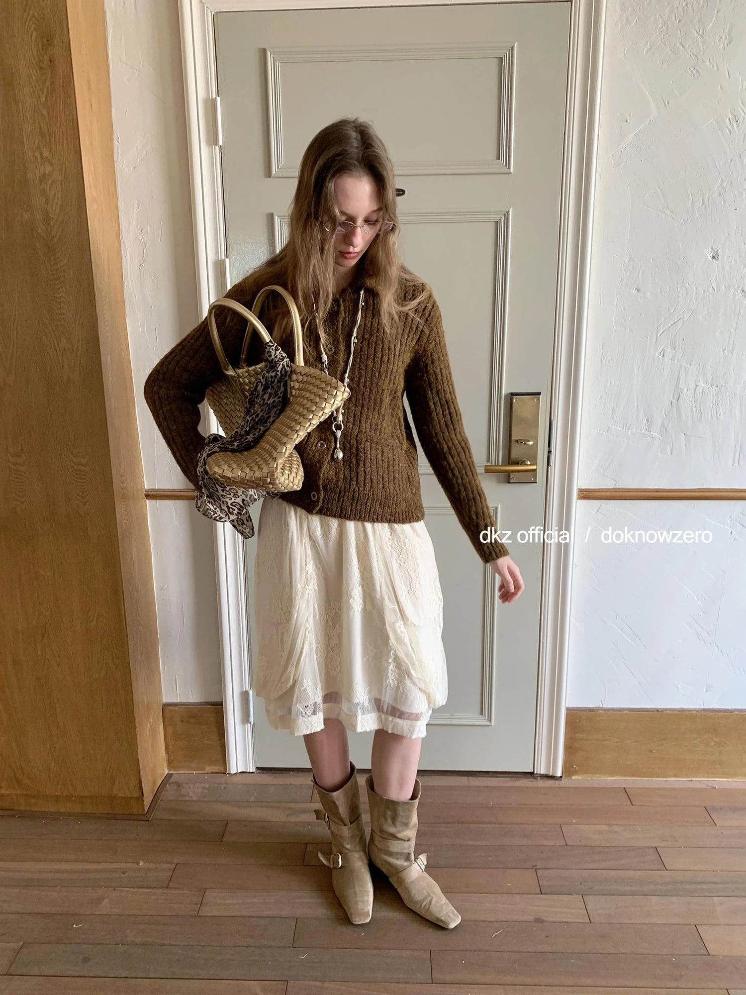 DKZ OFFICIAL Vintage Brown Knit Cardigan For Women Fall Retro Collar Casual Long Sleeve Top