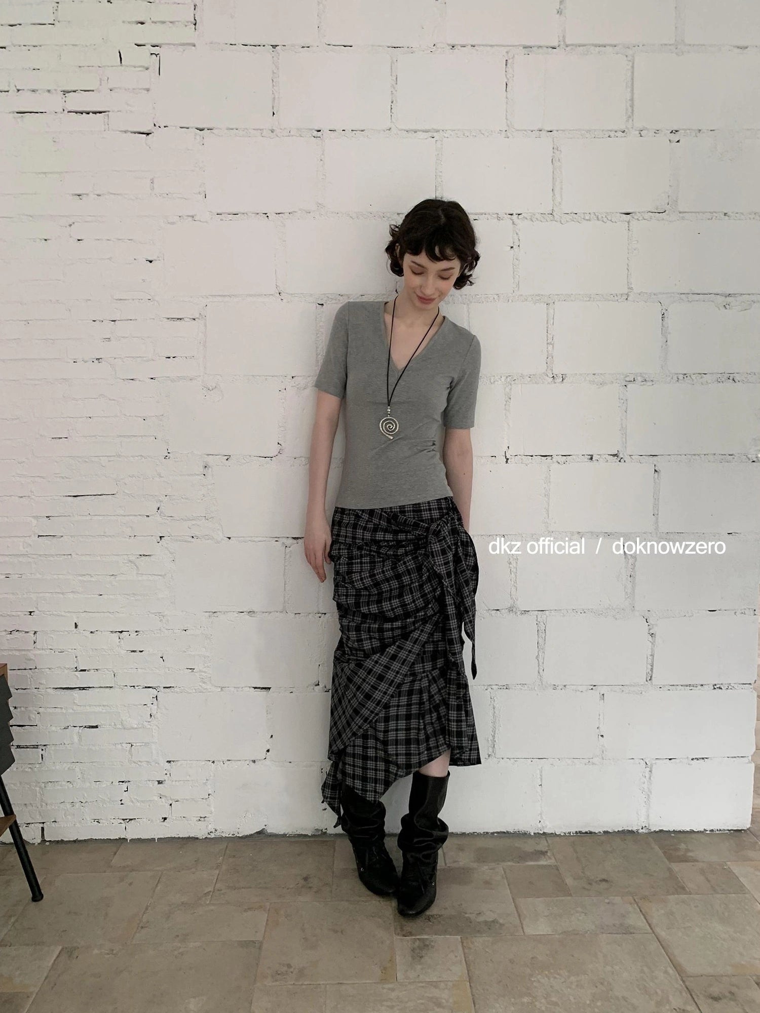 DKZ OFFICIAL Vintage Plaid Midi Skirt With Asymmetric Pleats