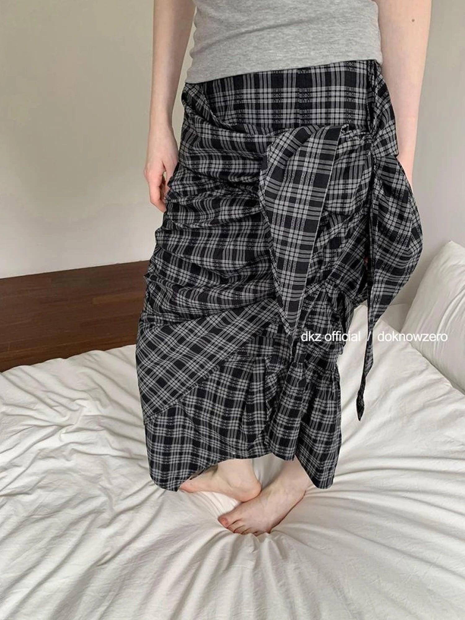DKZ OFFICIAL Vintage Plaid Midi Skirt With Asymmetric Pleats