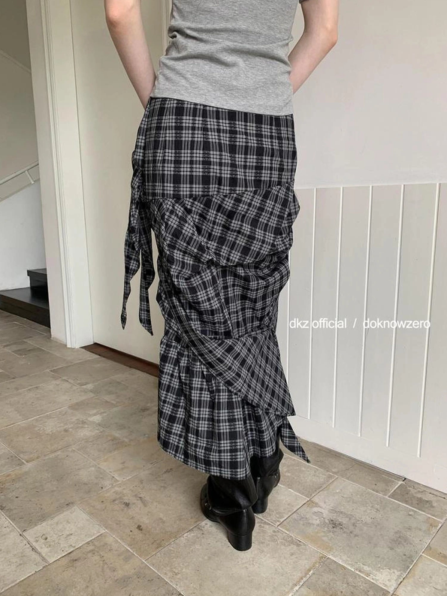 DKZ OFFICIAL Vintage Plaid Midi Skirt With Asymmetric Pleats