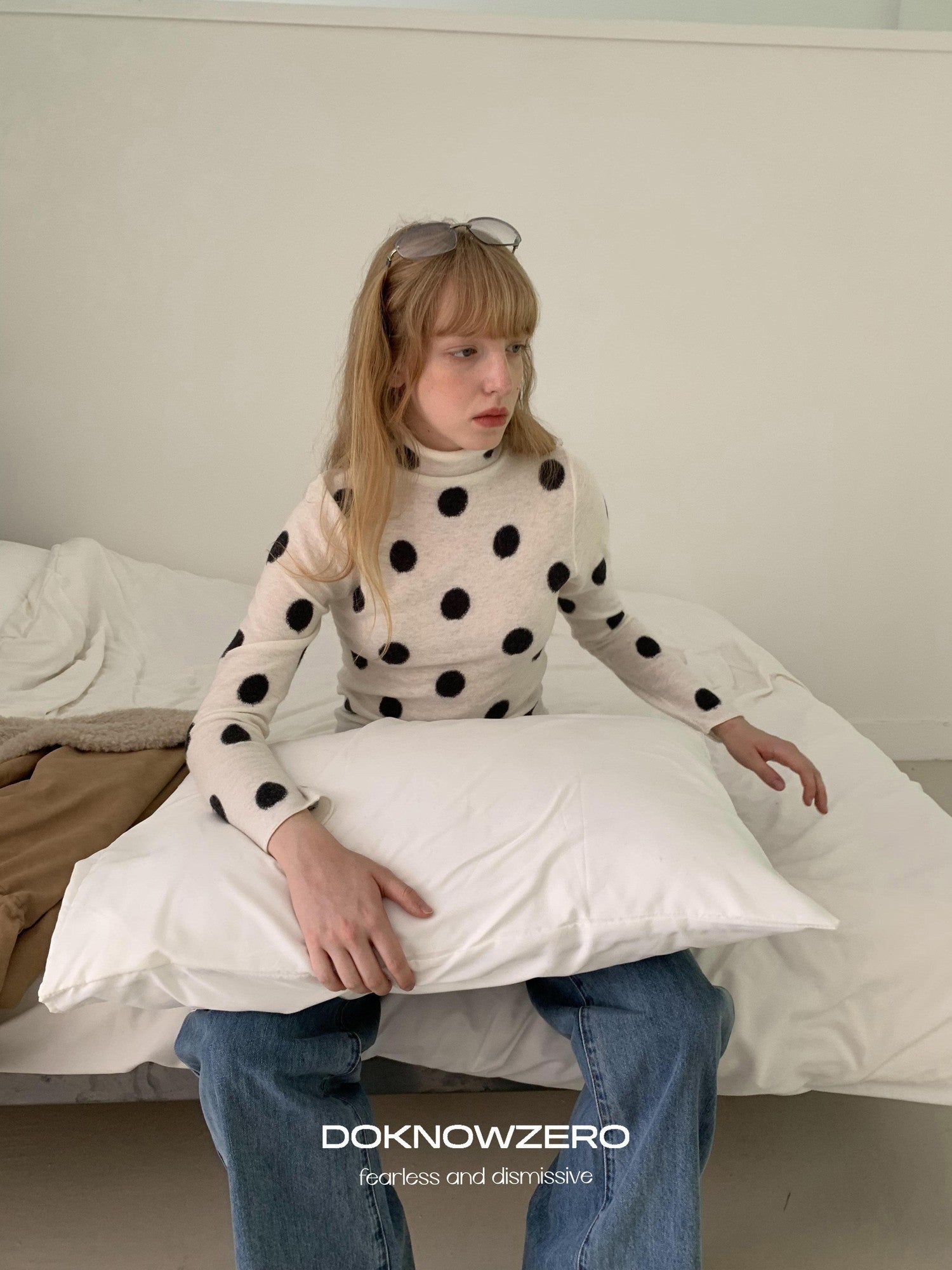 DKZ OFFICIAL Vintage Polka Dot Slim Fit High Neck Women&