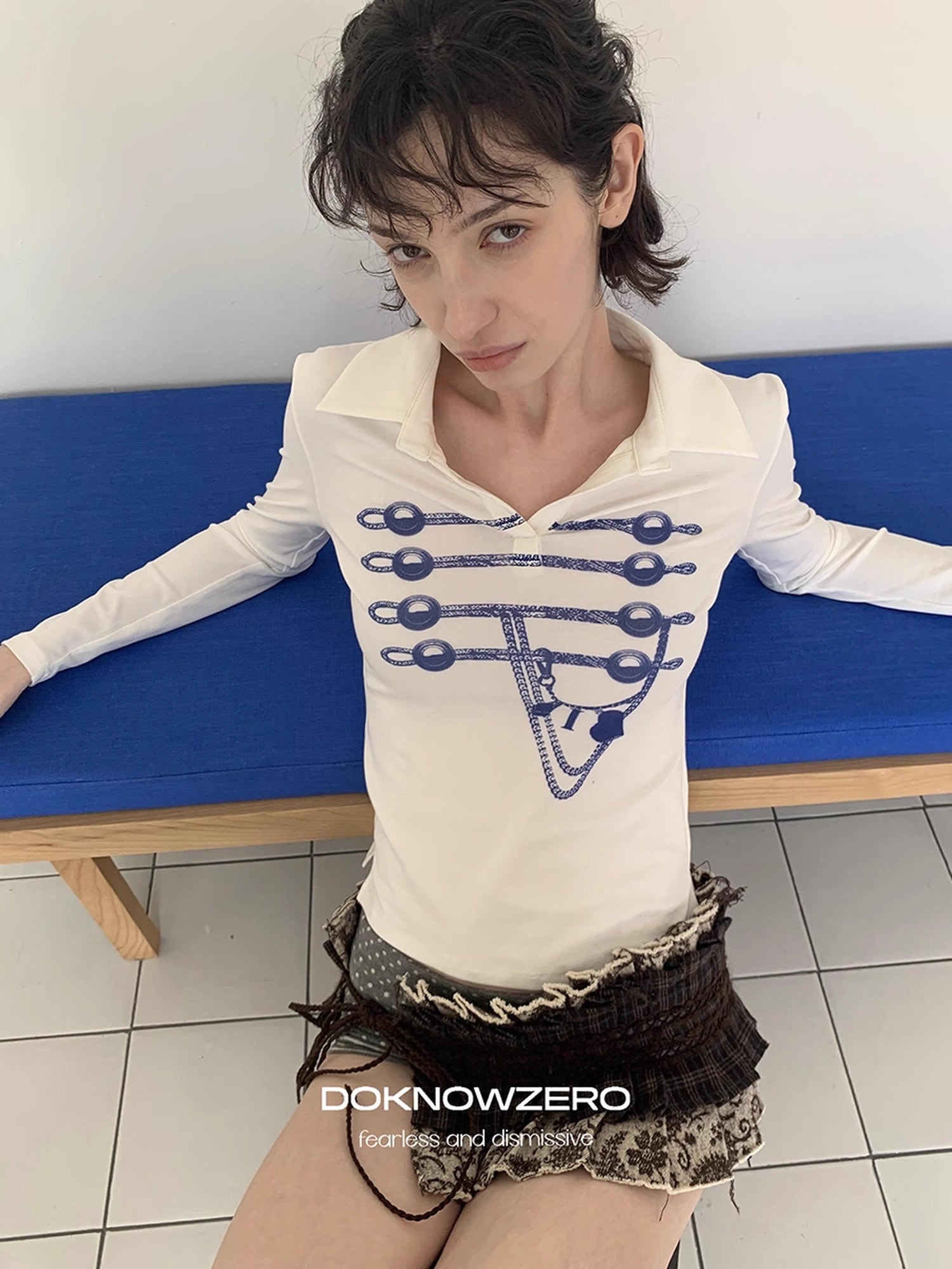 DKZ_OFFICIAL_Vintage_Print_Sailor_Collar_Long_Sleeve_Tee_MISSTT