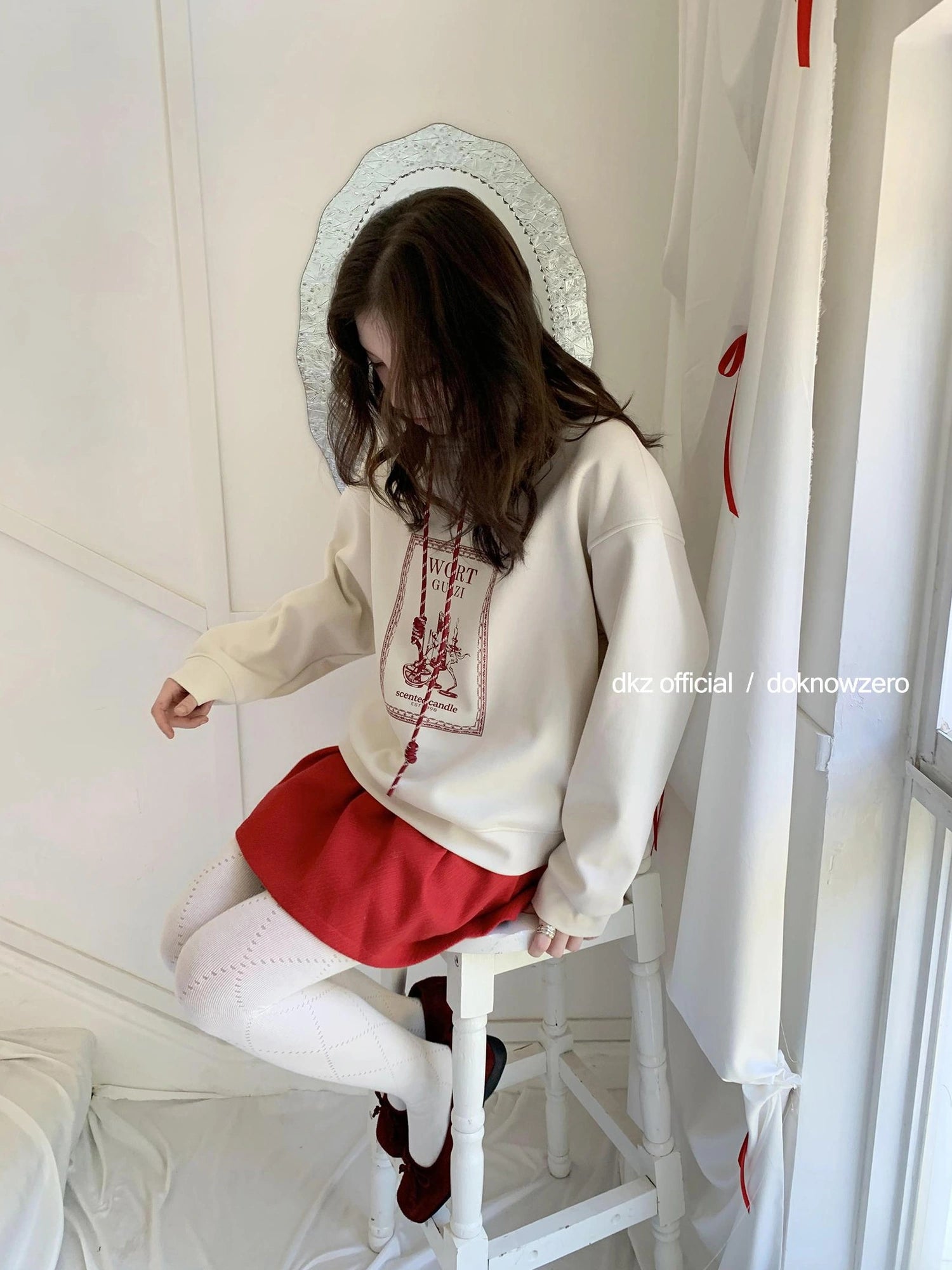 DKZ OFFICIAL Vintage Stamp Print Fleece Hooded Sweatshirt