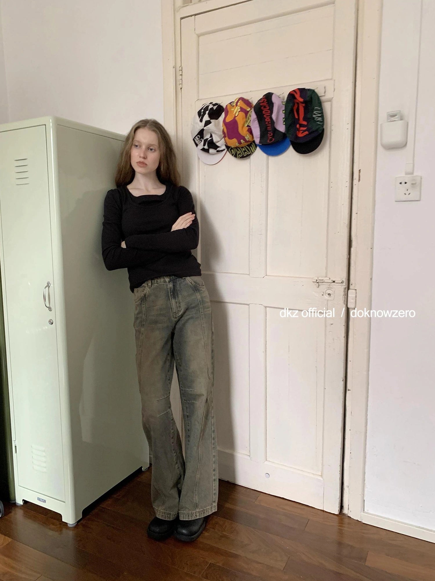 DKZ OFFICIAL Vintage Washed Blue Wide Leg Deconstructed Jeans