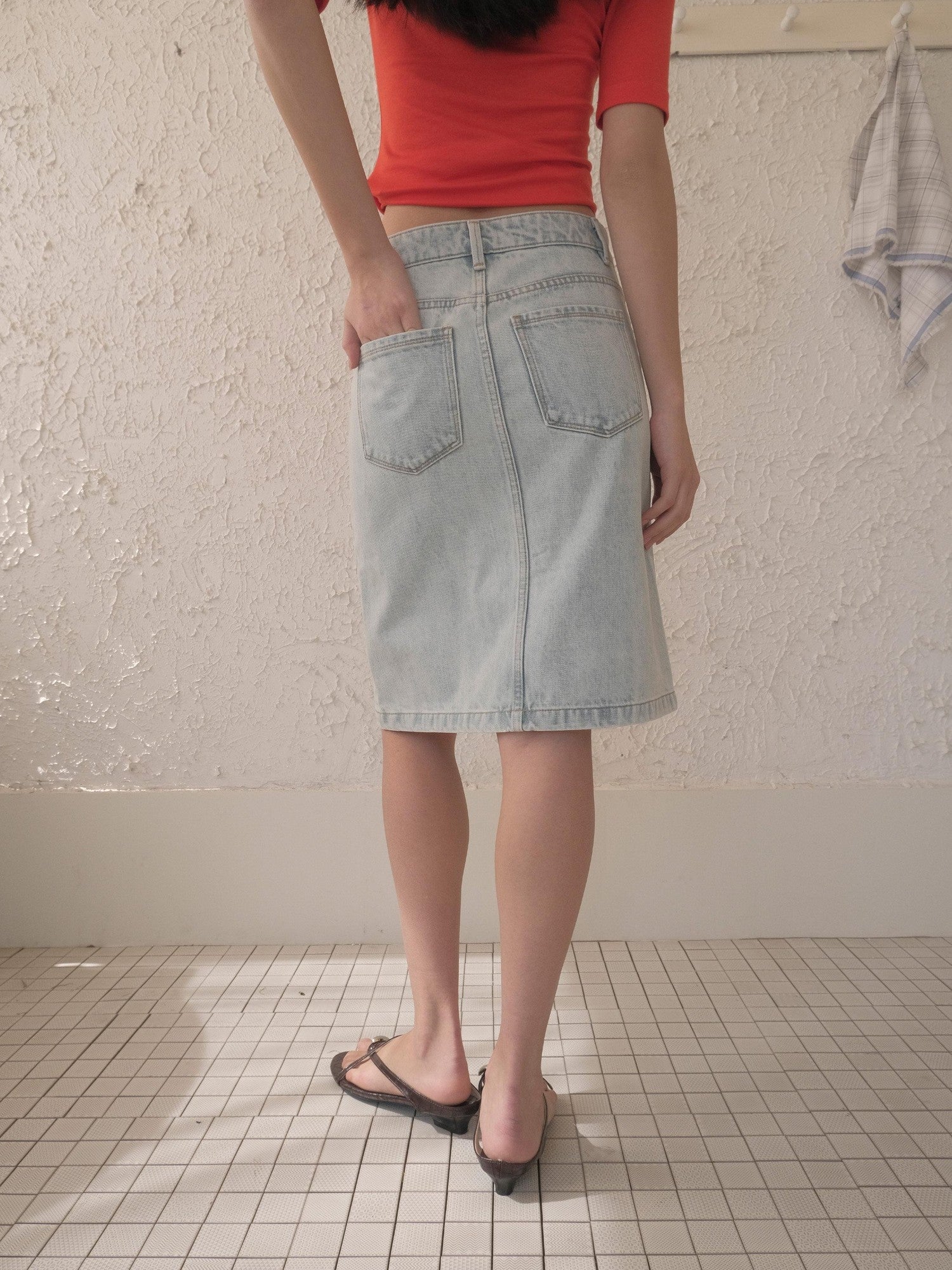 DKZ OFFICIAL Vintage Washed Denim Button Front Slit Straight Women&