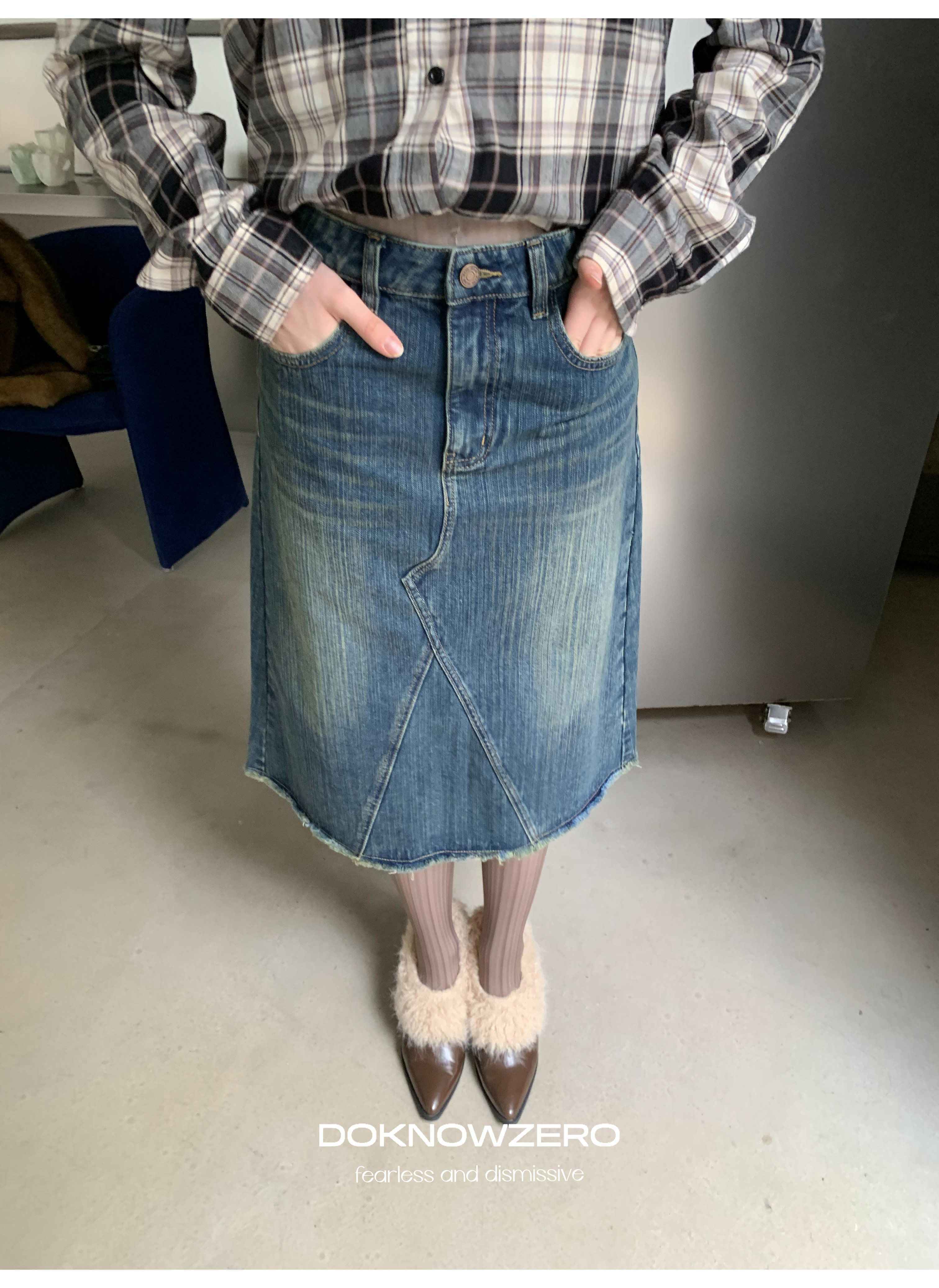 DKZ_OFFICIAL_Vintage_Washed_Denim_Straight_Mid_Rise_Women&